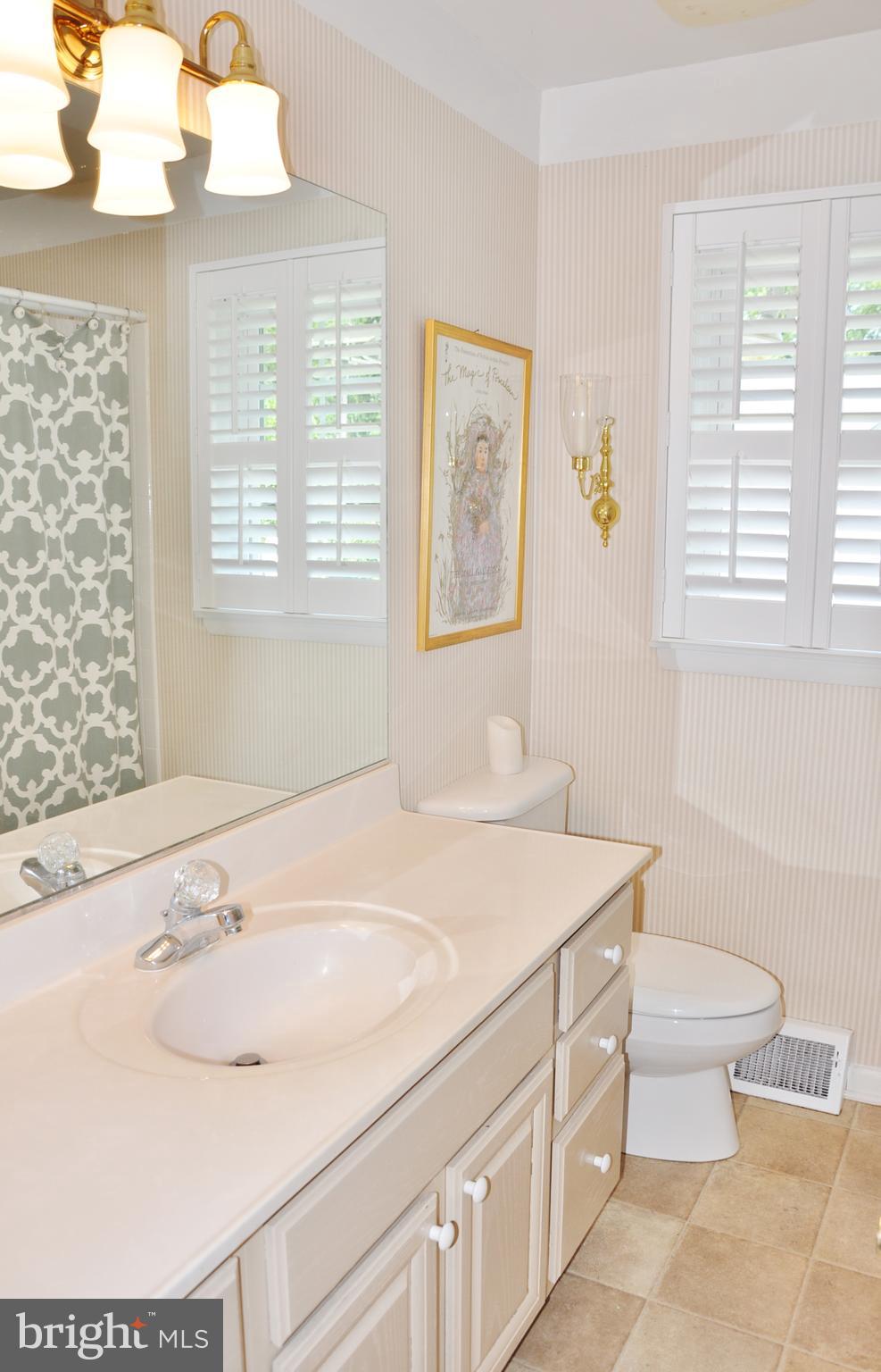 ORCHARD HILLS - Residential