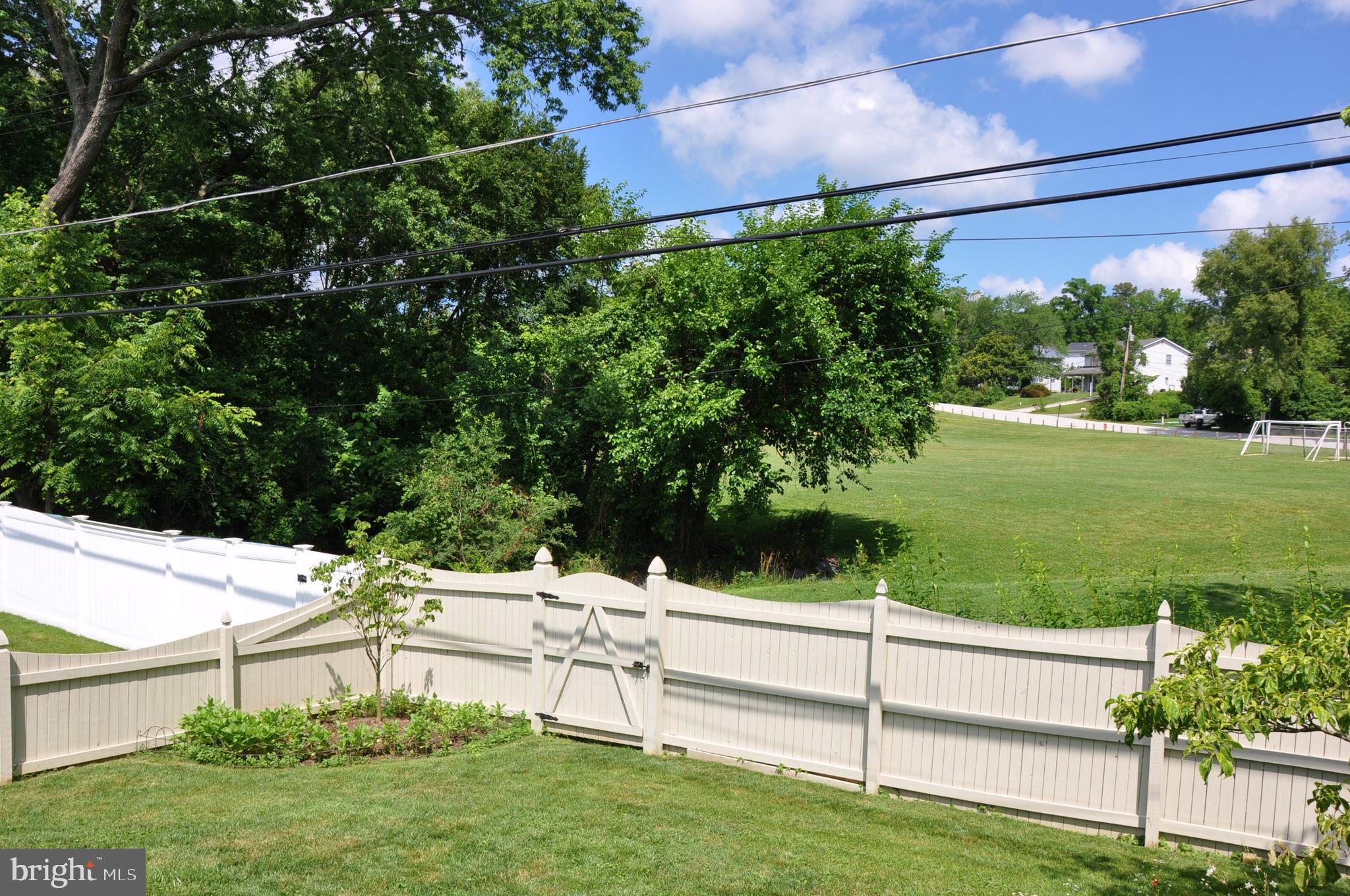 ORCHARD HILLS - Residential