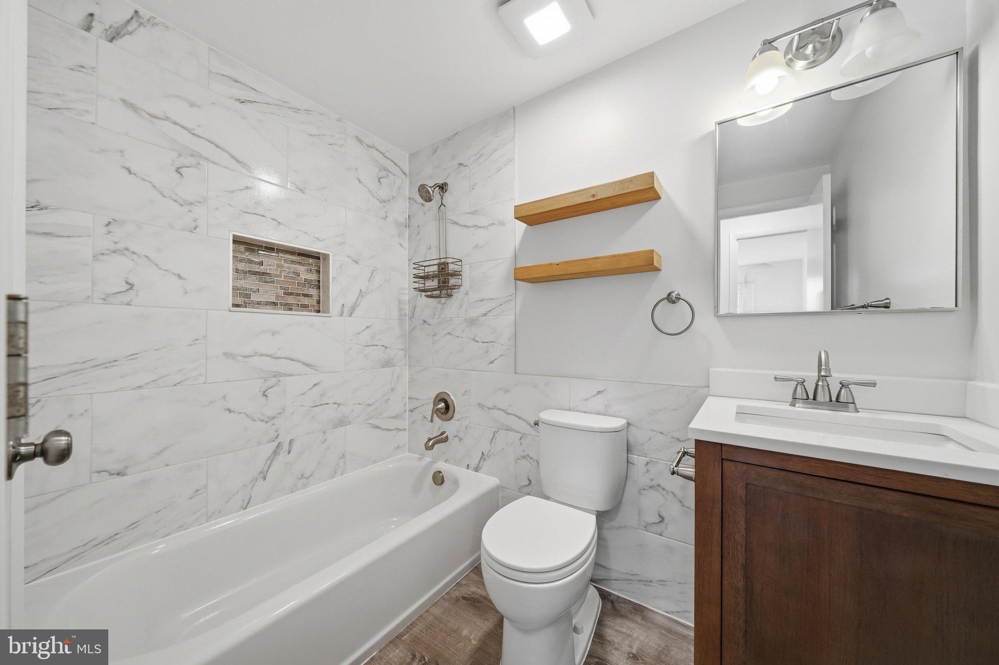DAMASCUS TERRACE - Residential