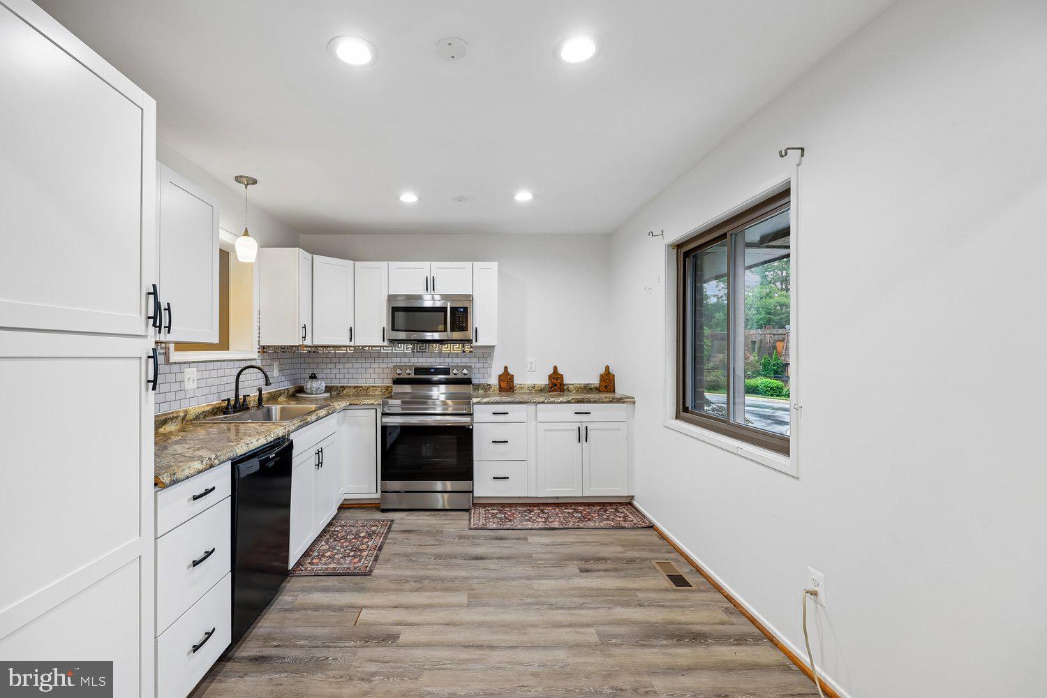HIGHFIELD - Residential