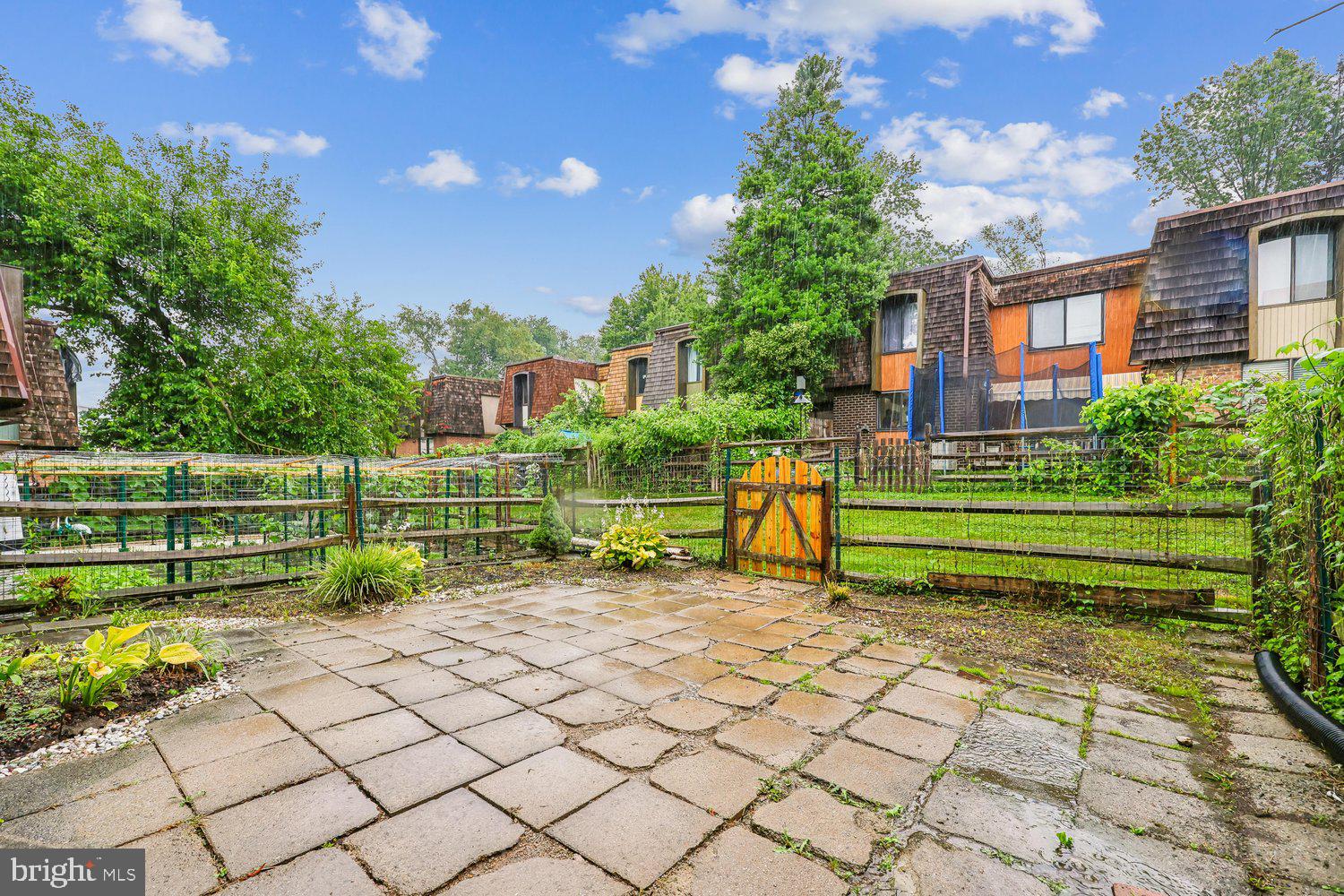 HIGHFIELD - Residential