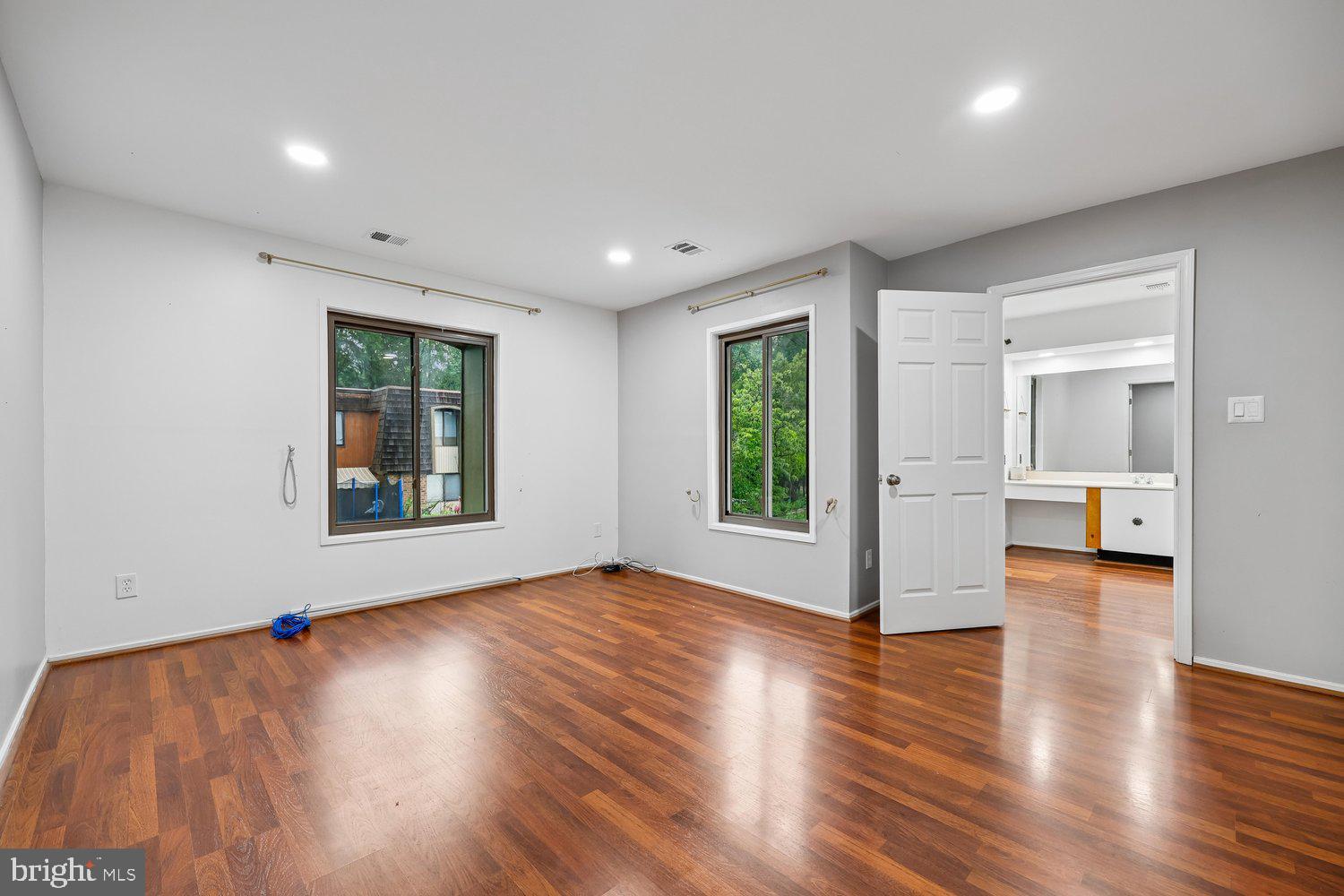HIGHFIELD - Residential