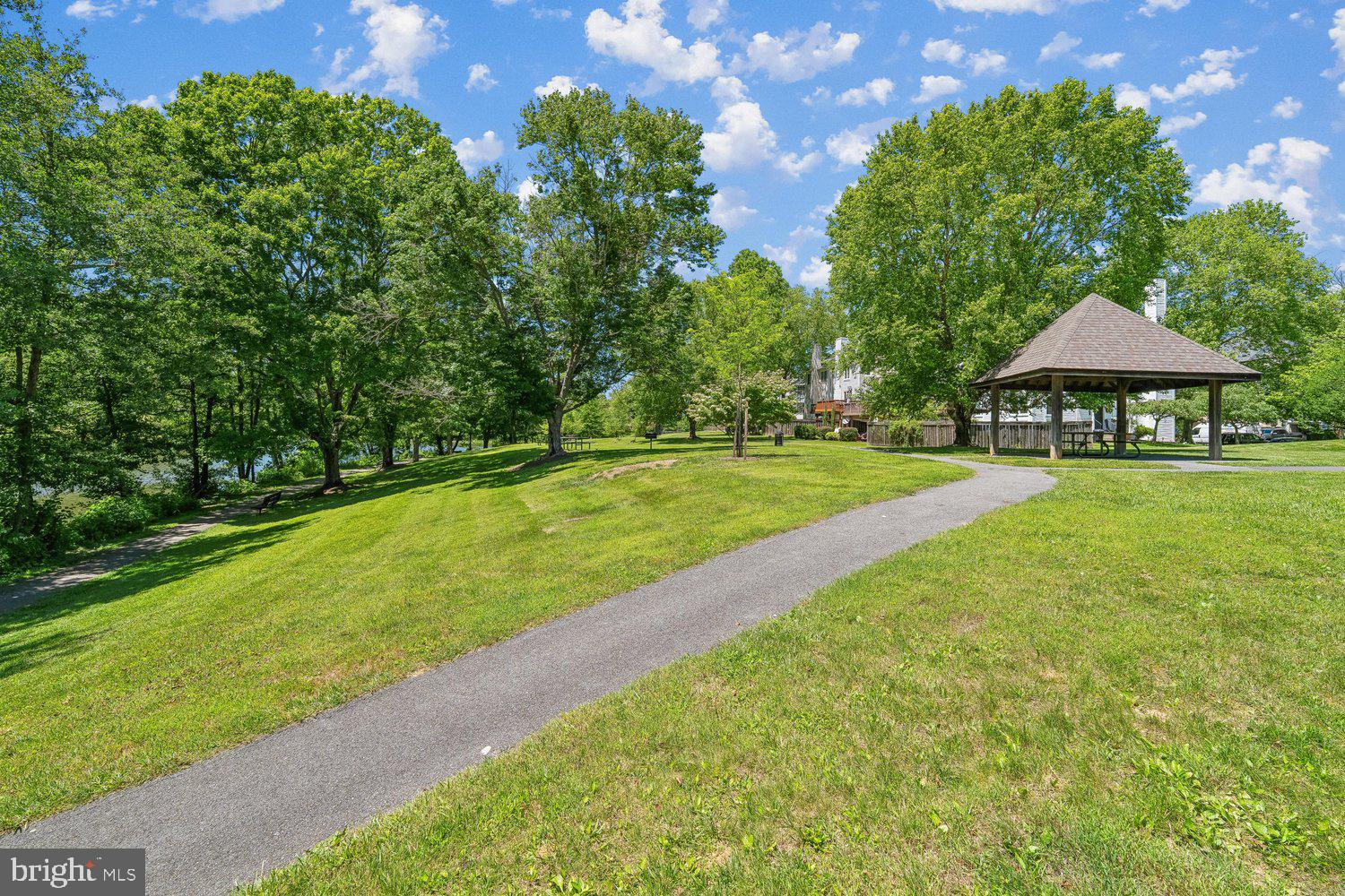 HIGHFIELD - Residential