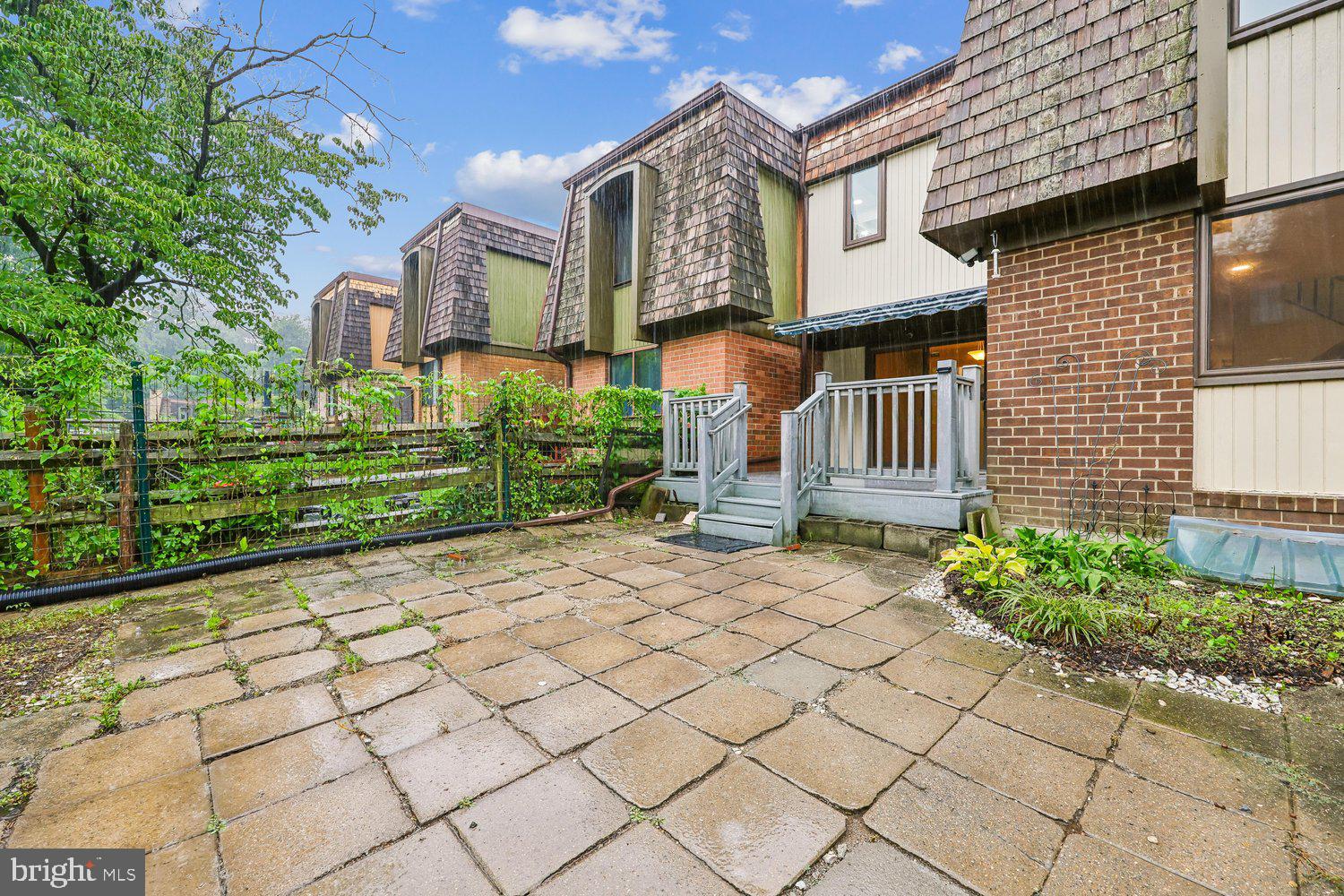 HIGHFIELD - Residential