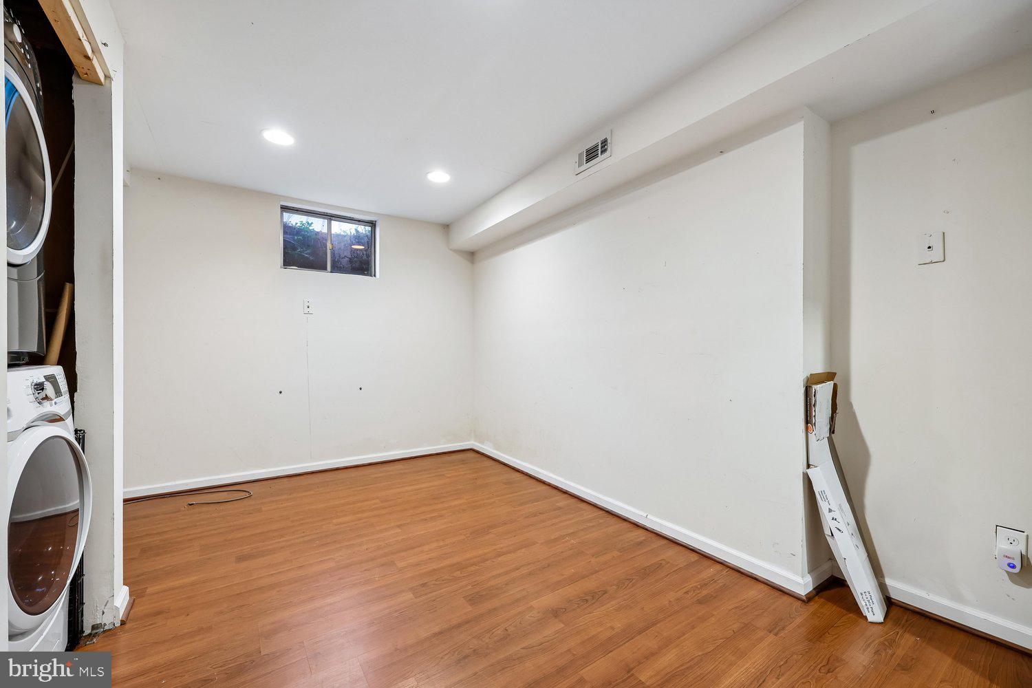 HIGHFIELD - Residential