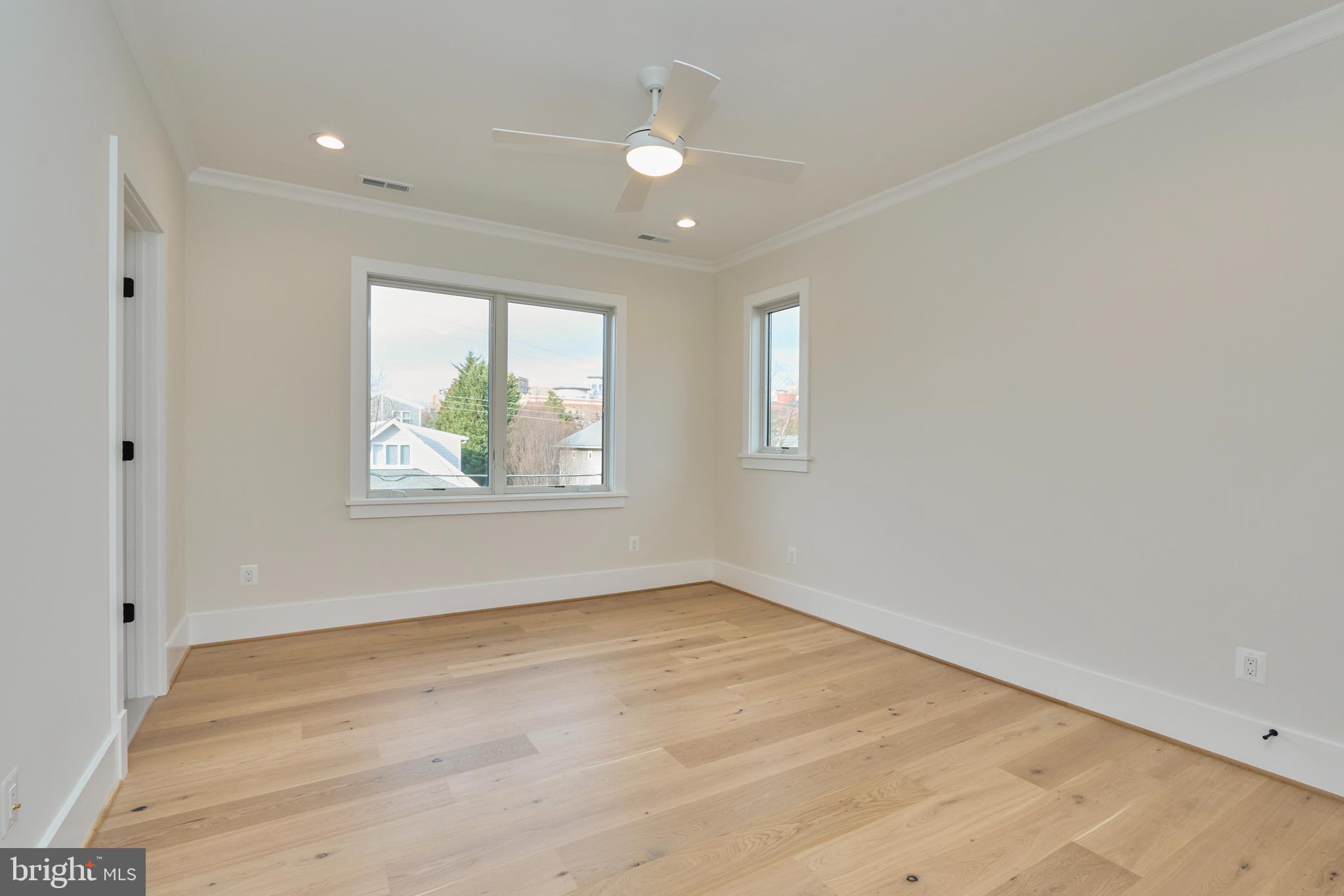 LYON PARK - Residential