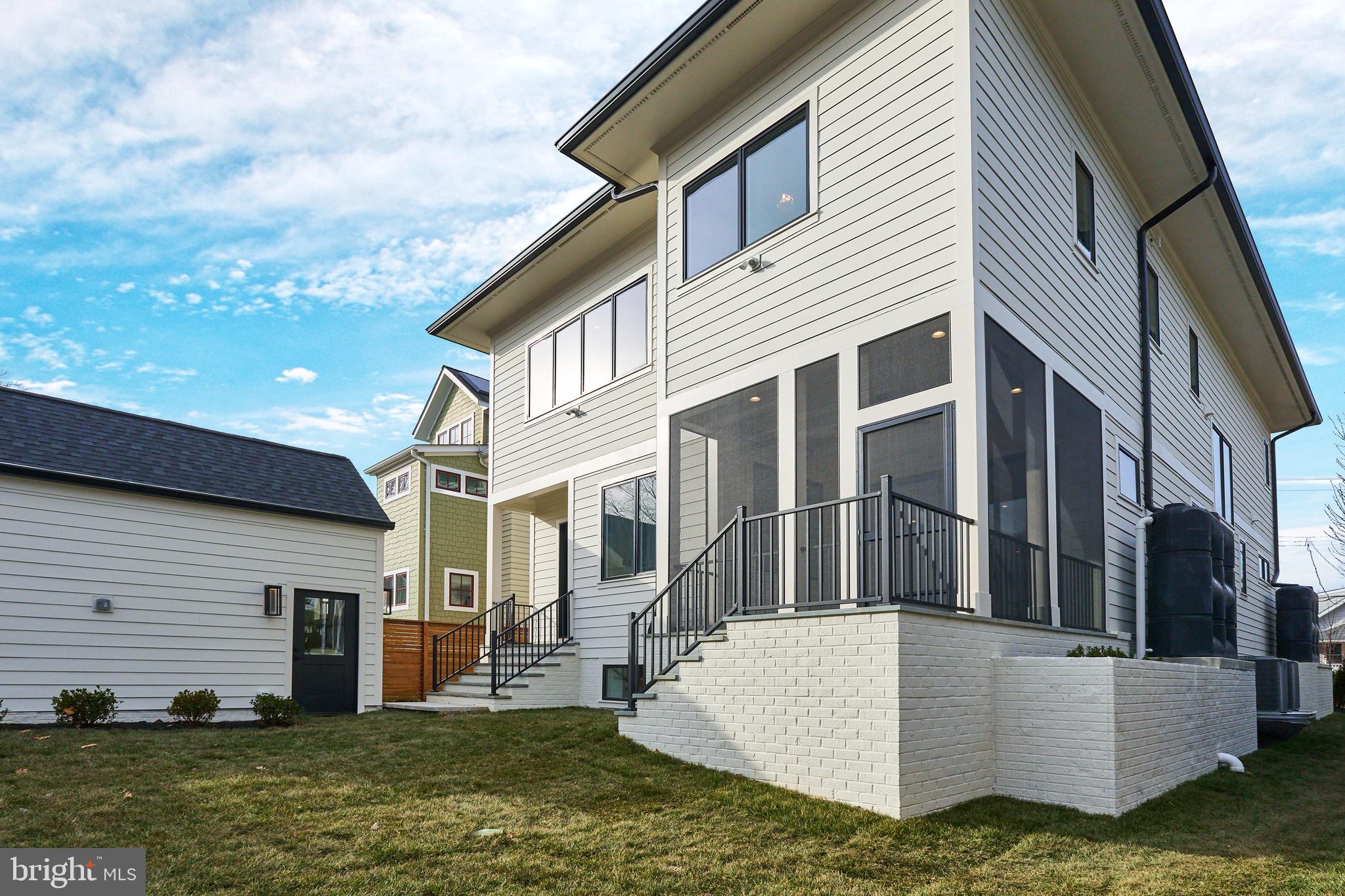 LYON PARK - Residential