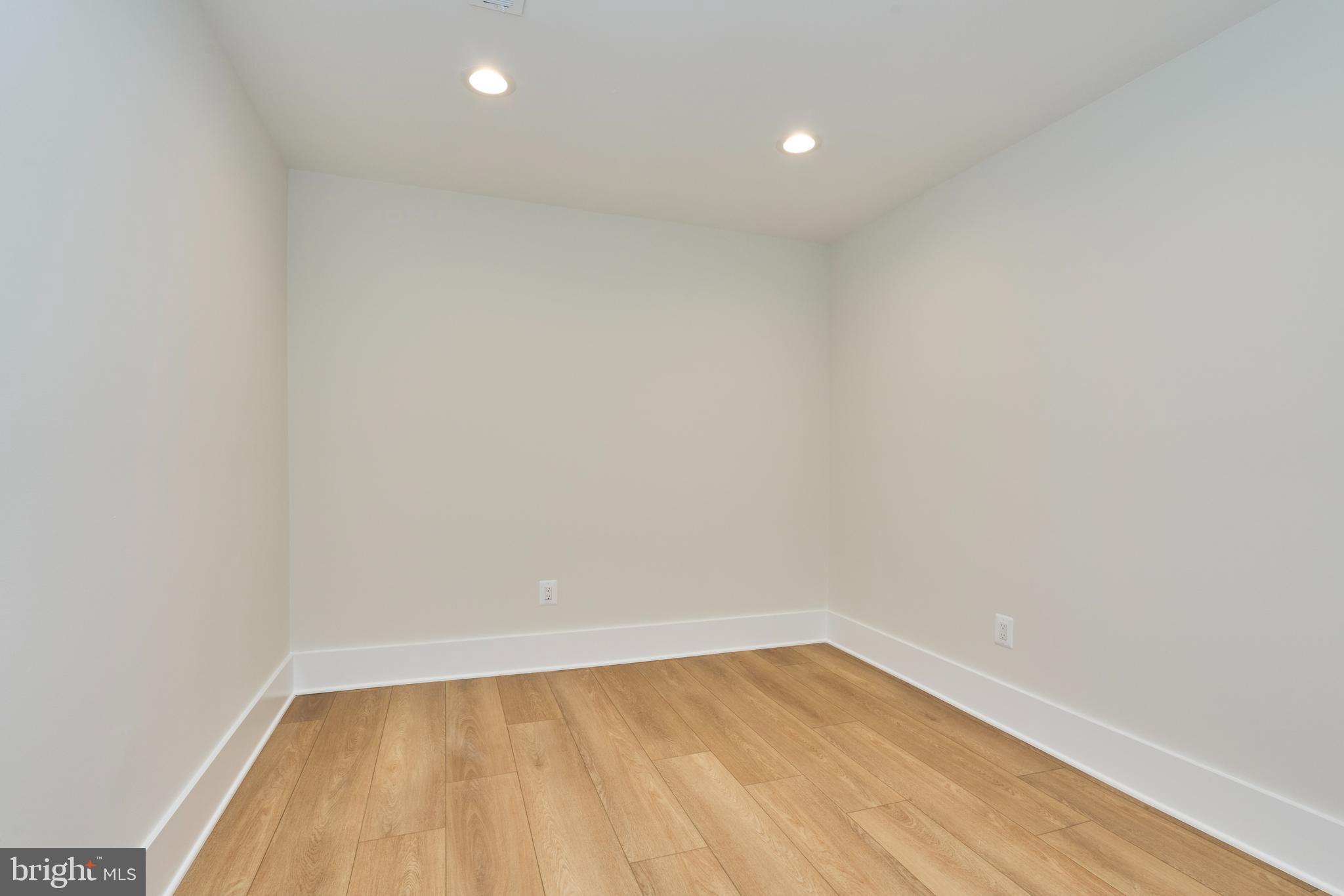 LYON PARK - Residential