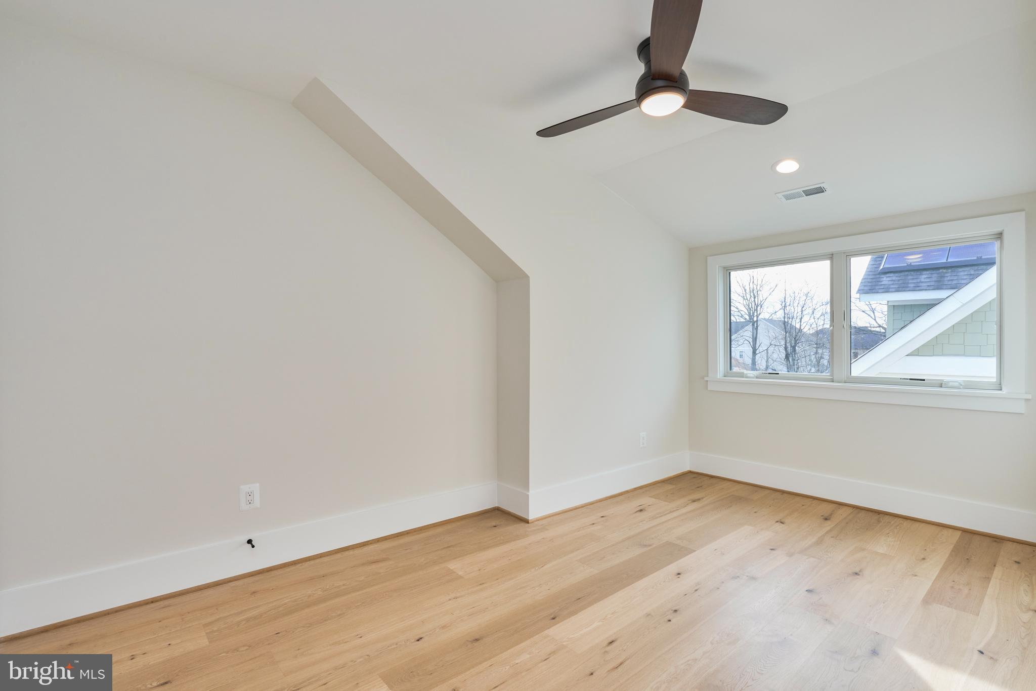 LYON PARK - Residential