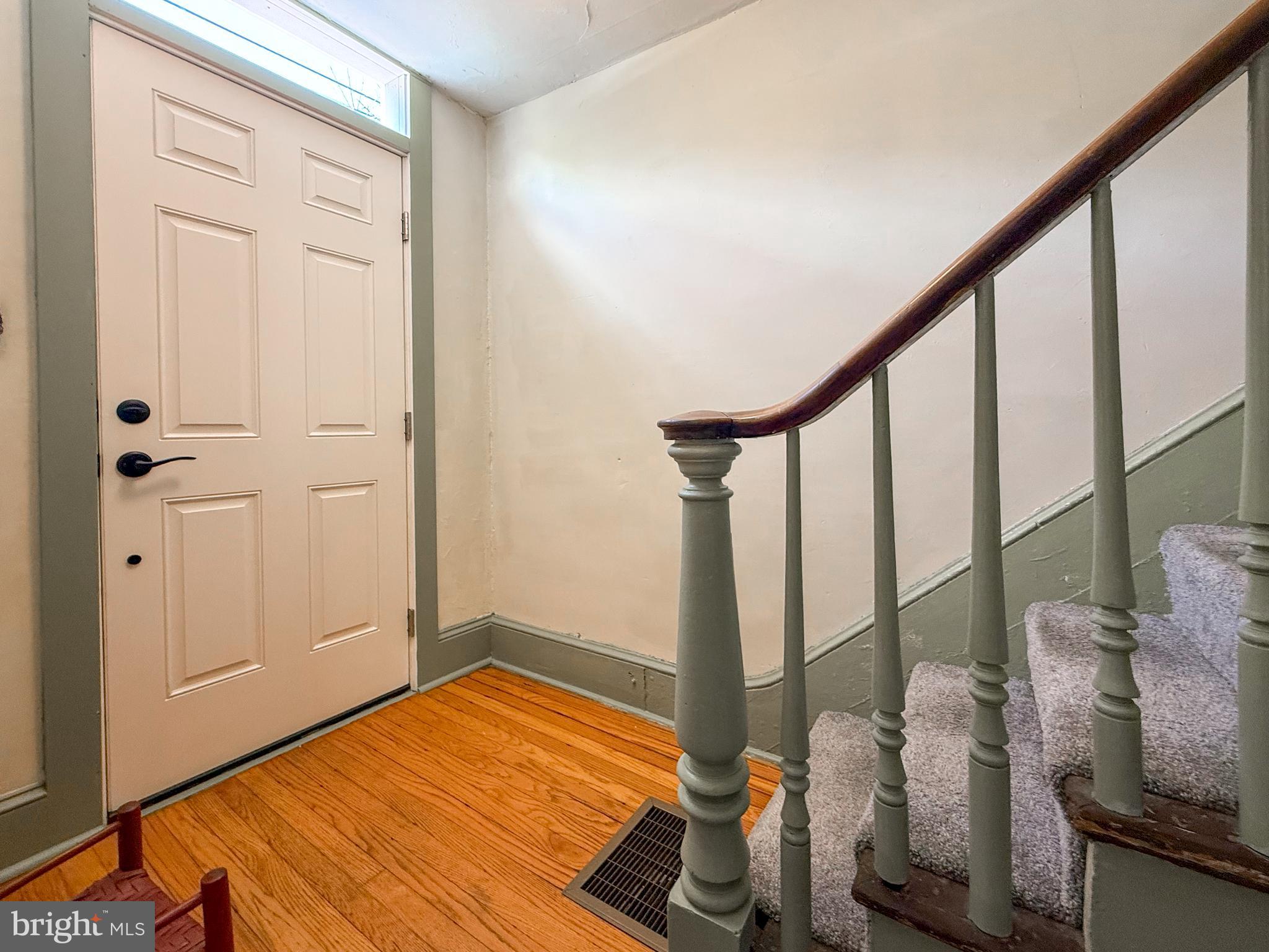 OLD NEW CASTLE - Residential