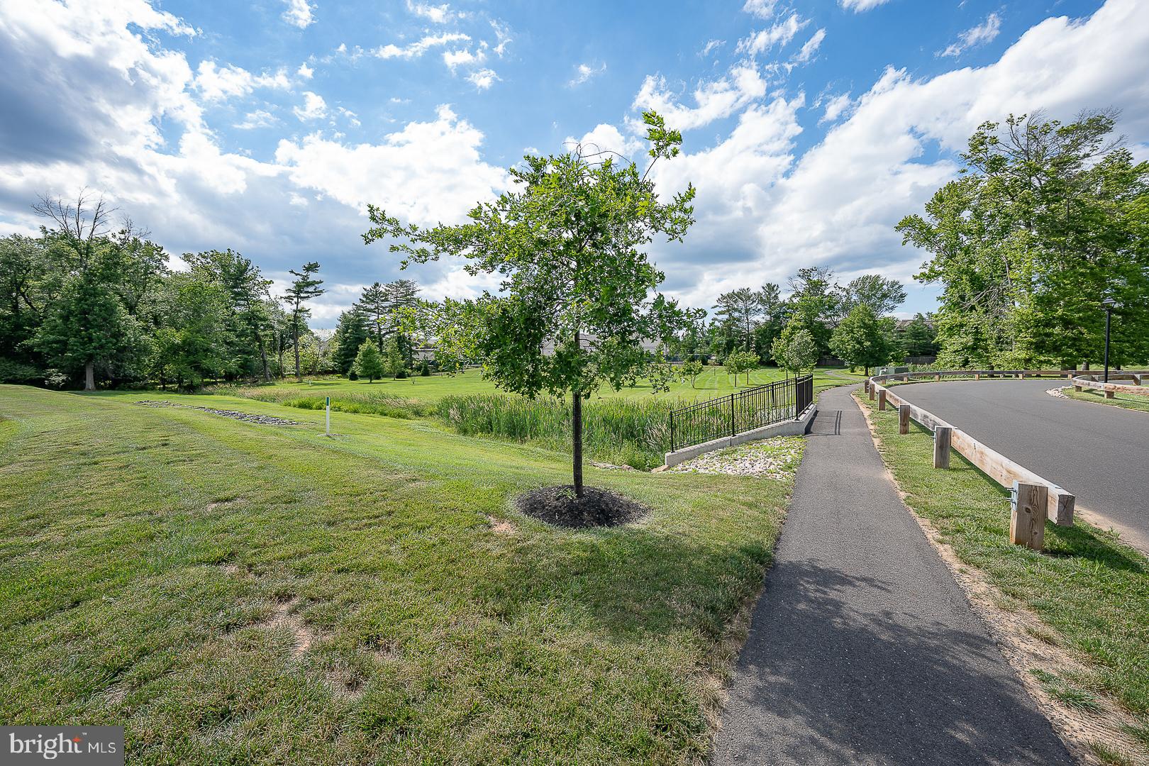 CREEKSIDE AT BLUE BELL - Residential