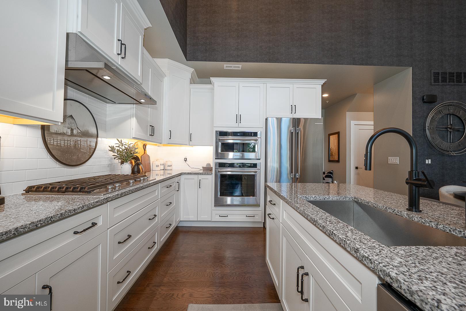 CREEKSIDE AT BLUE BELL - Residential