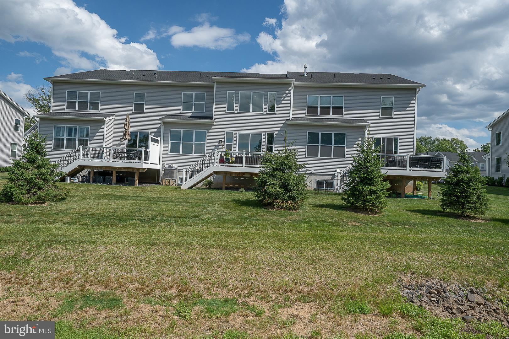 CREEKSIDE AT BLUE BELL - Residential