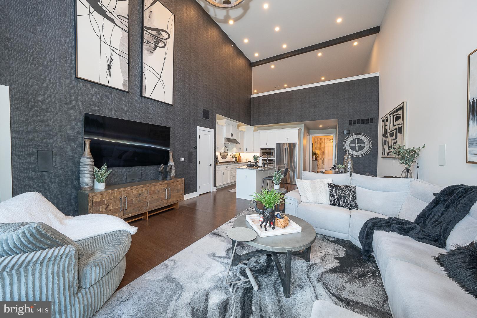CREEKSIDE AT BLUE BELL - Residential