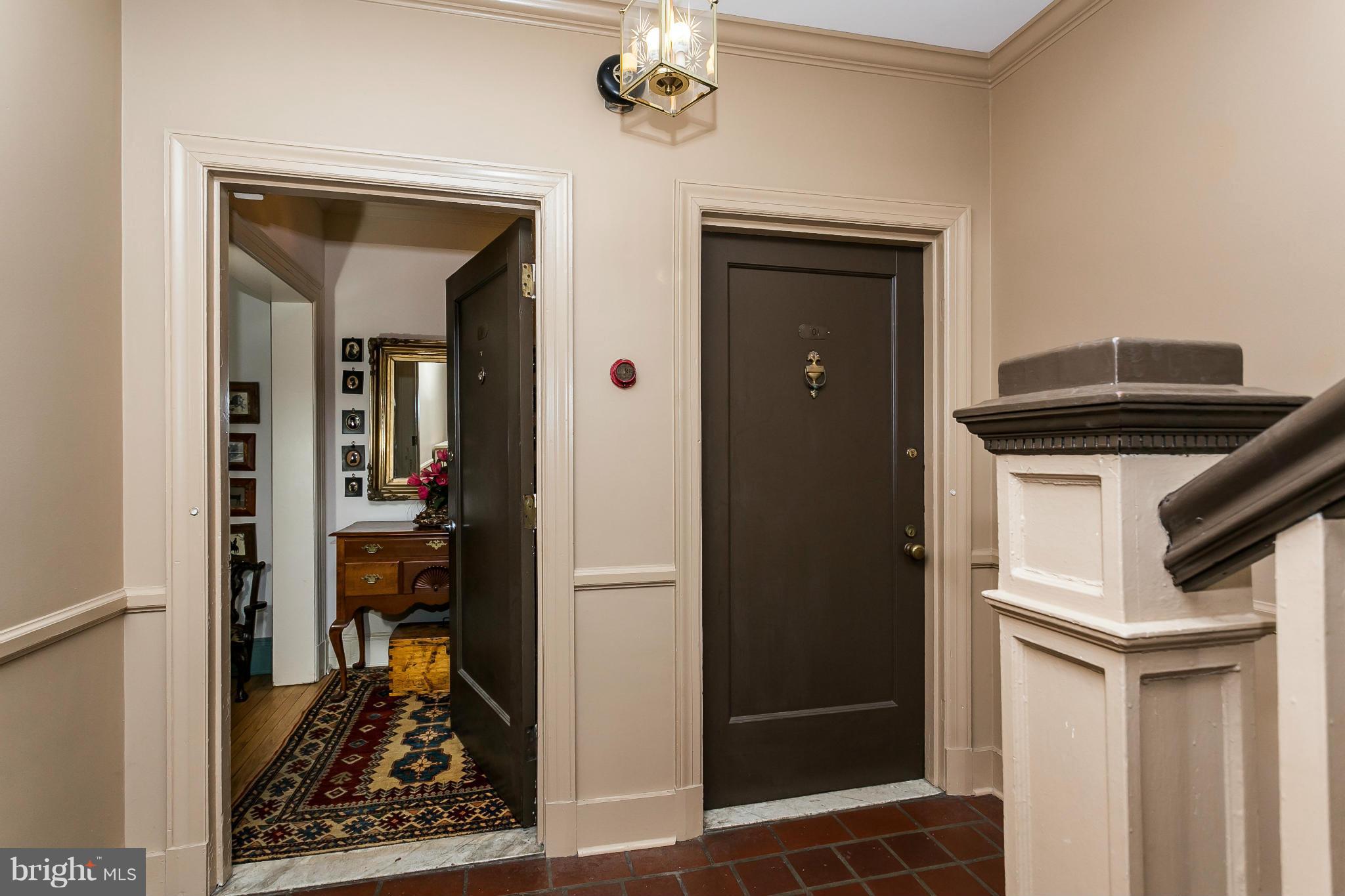 ROLAND PARK - Residential