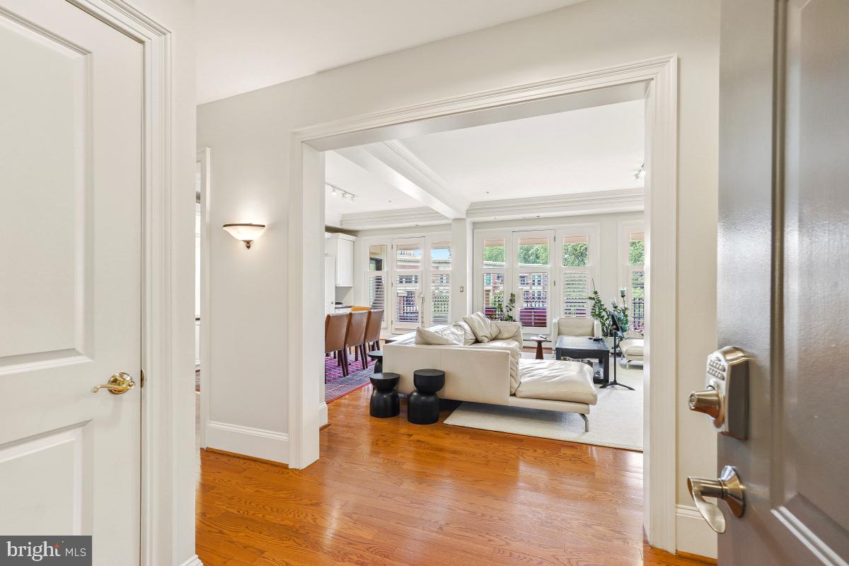 STRATHMORE PARK - Residential