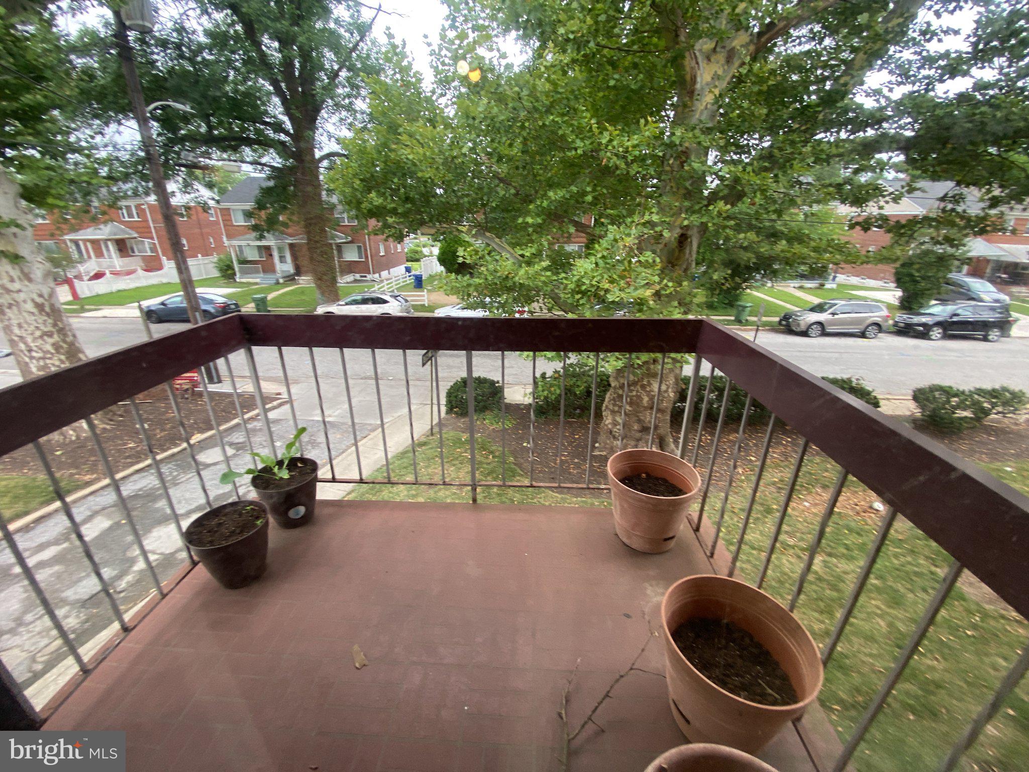 REGENCY CONDOS - Residential