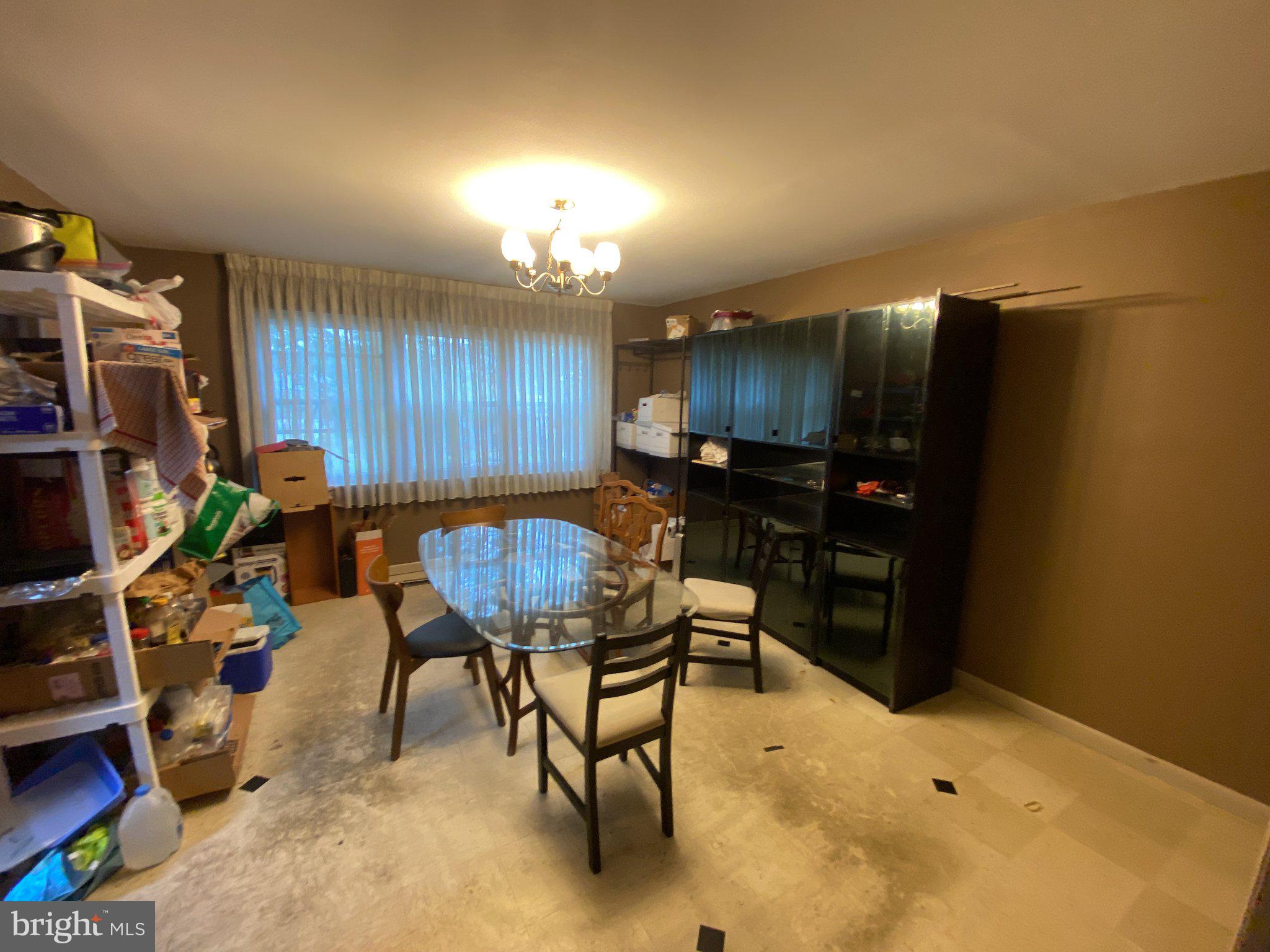 REGENCY CONDOS - Residential