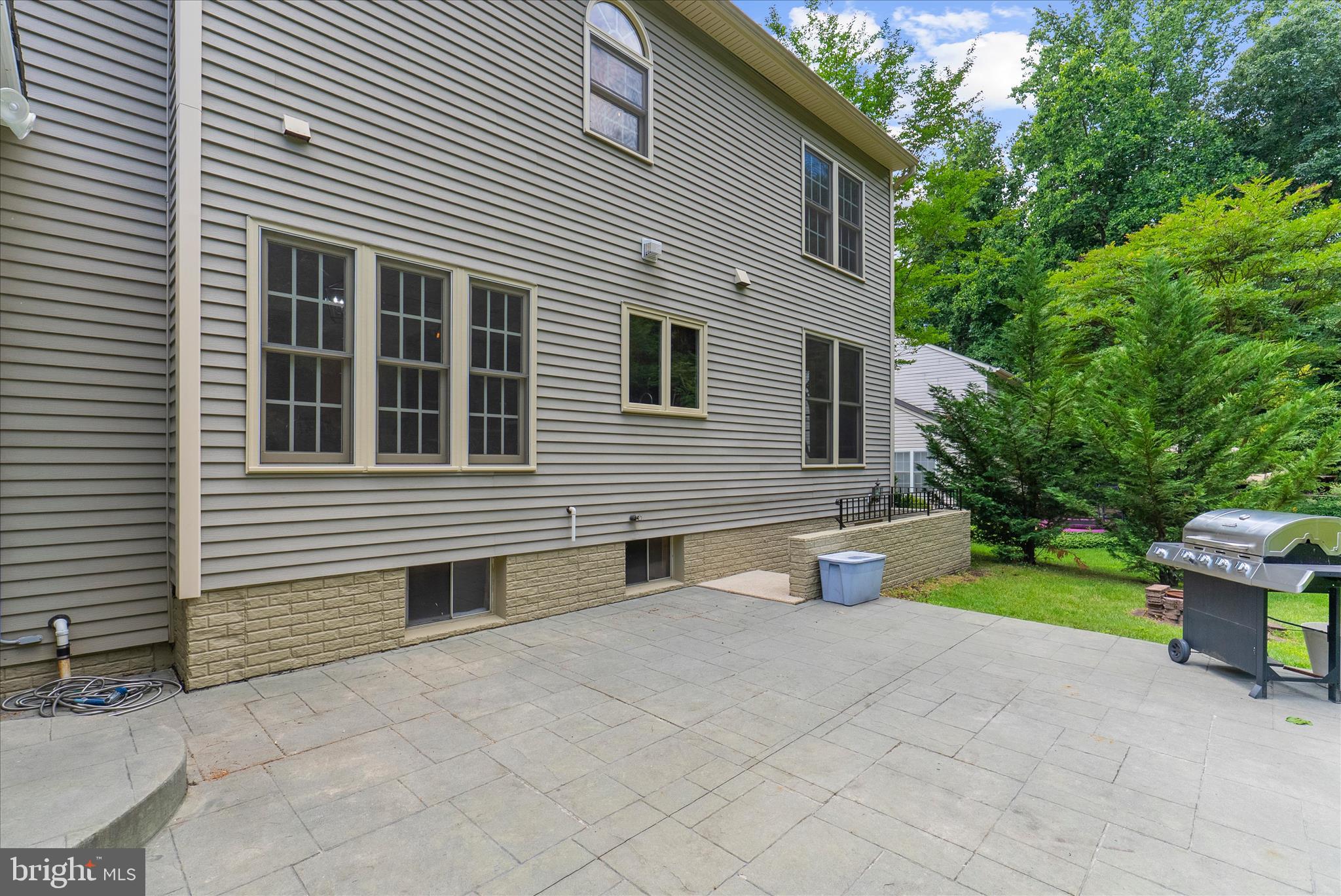 GABLES AT LAWYERS HILL - Residential