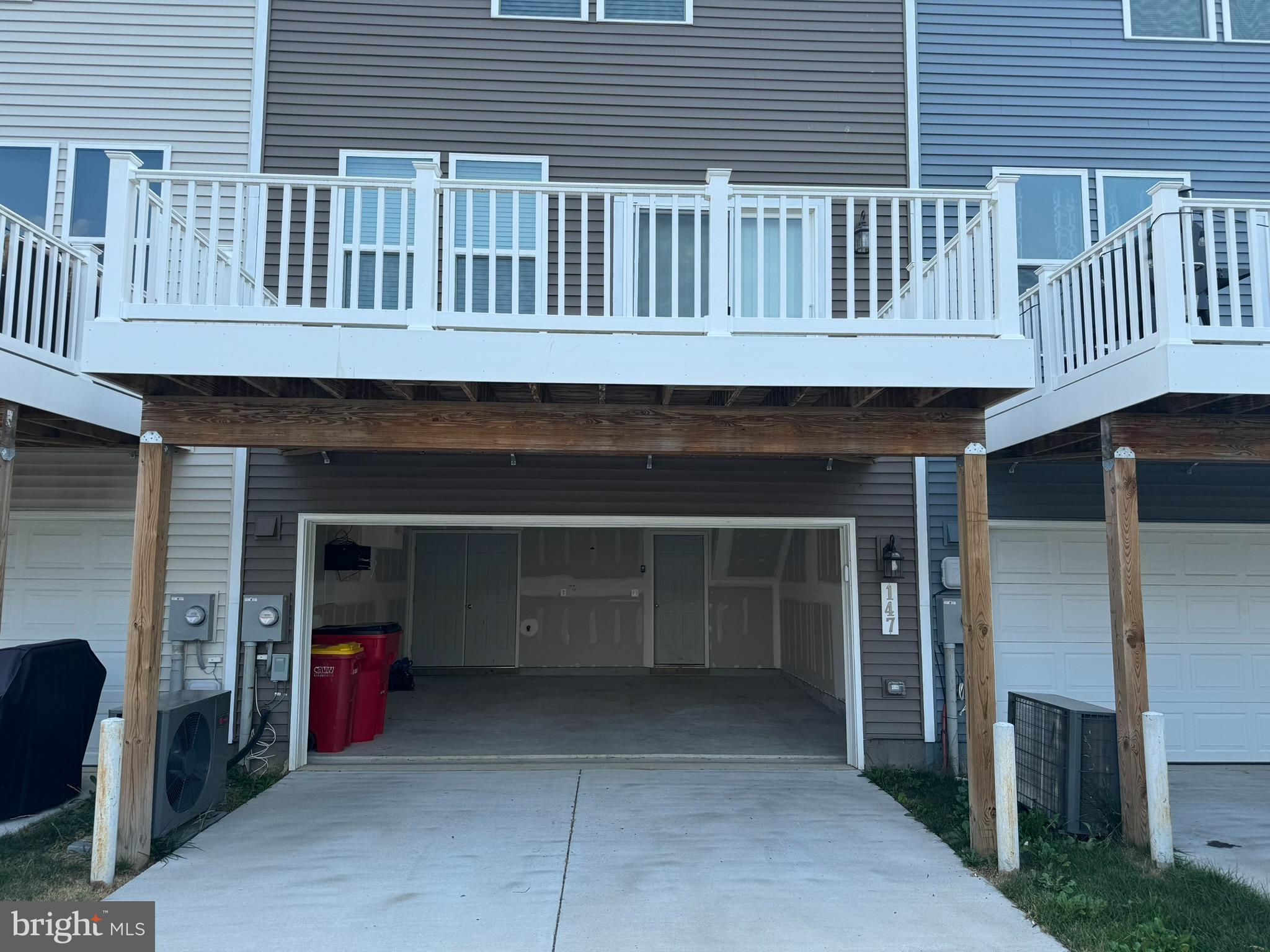 PRESIDENTS POINTE - Residential Lease