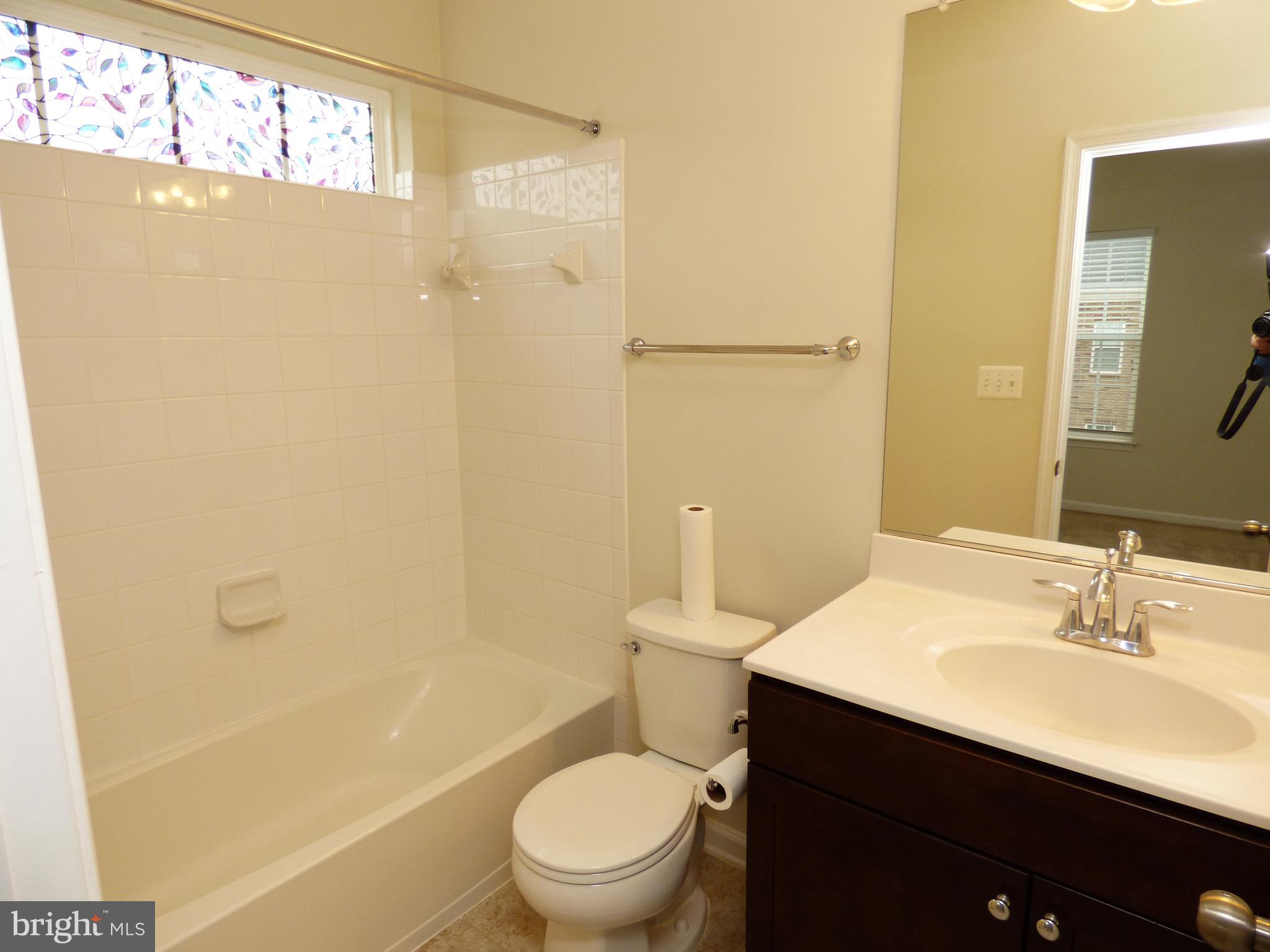 JEFFERSON PLACE - Residential Lease