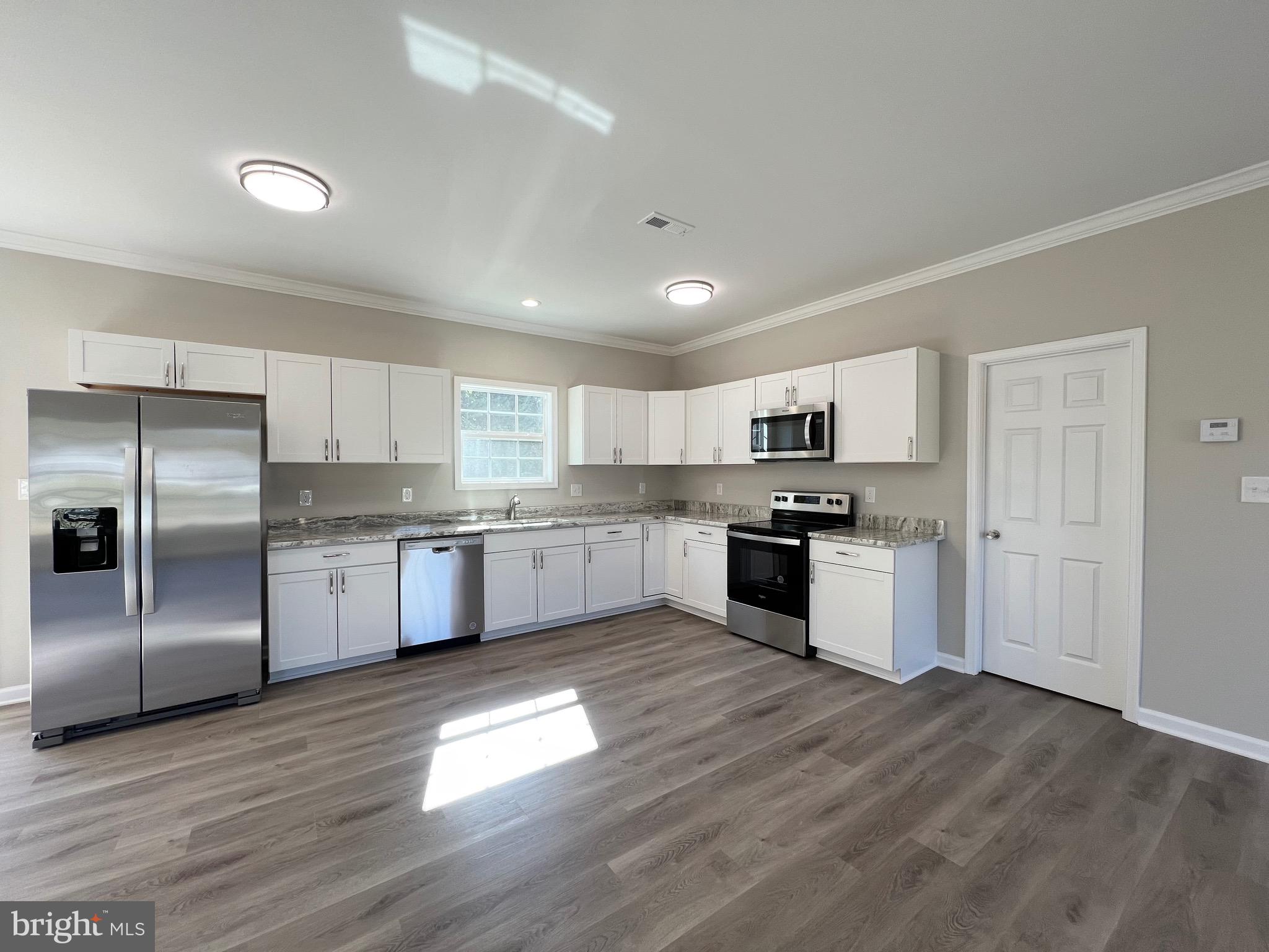 HERON POINT - Residential