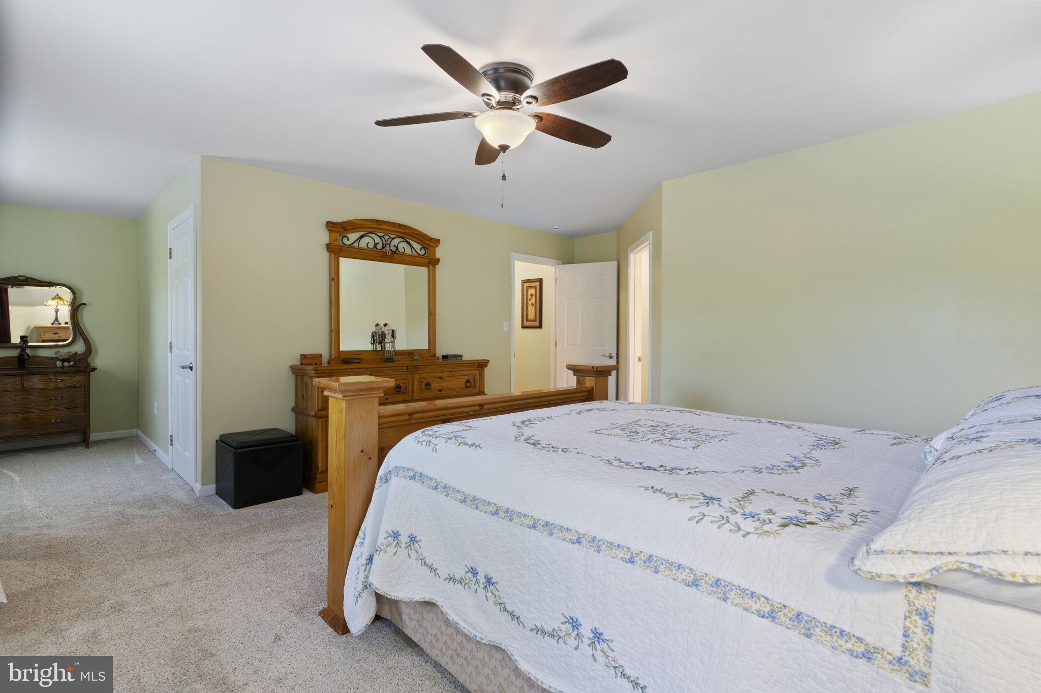 CROSS POINT - Residential