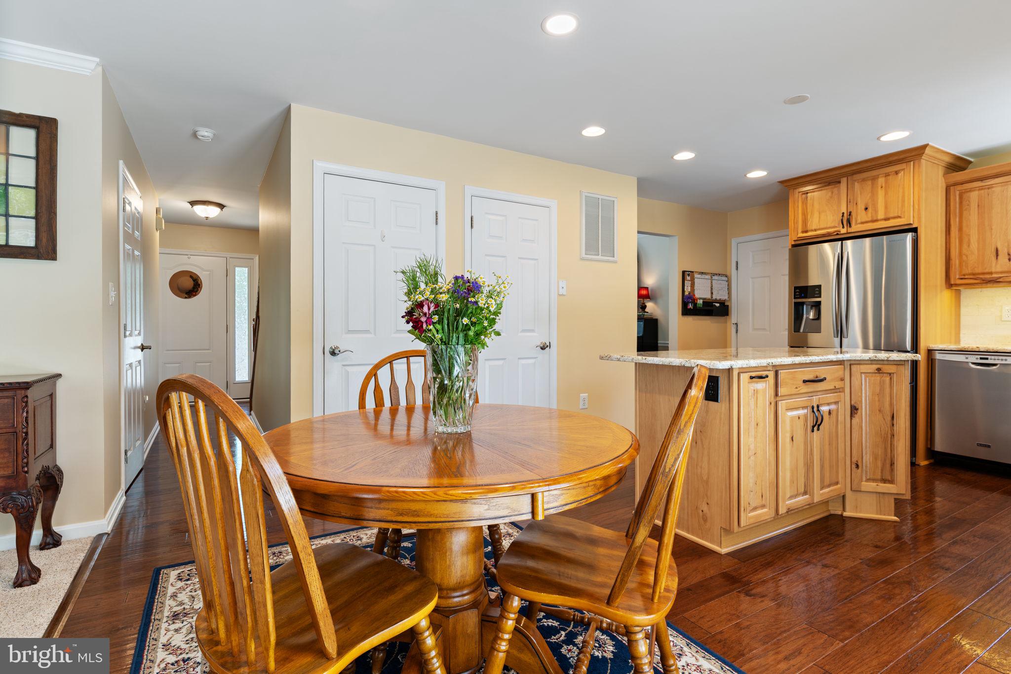 CROSS POINT - Residential