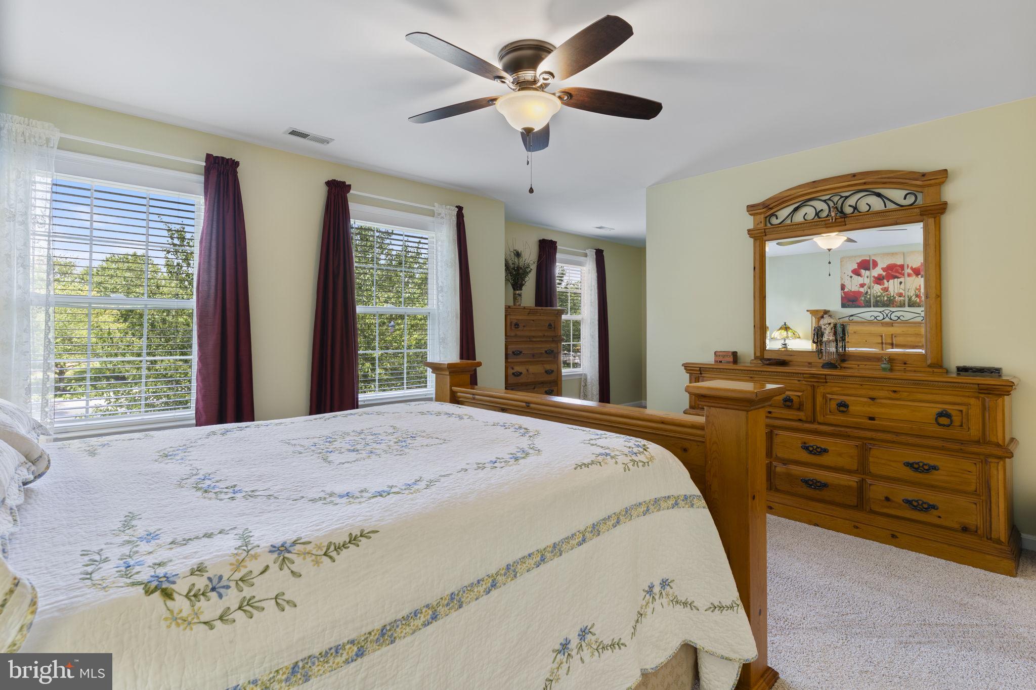 CROSS POINT - Residential