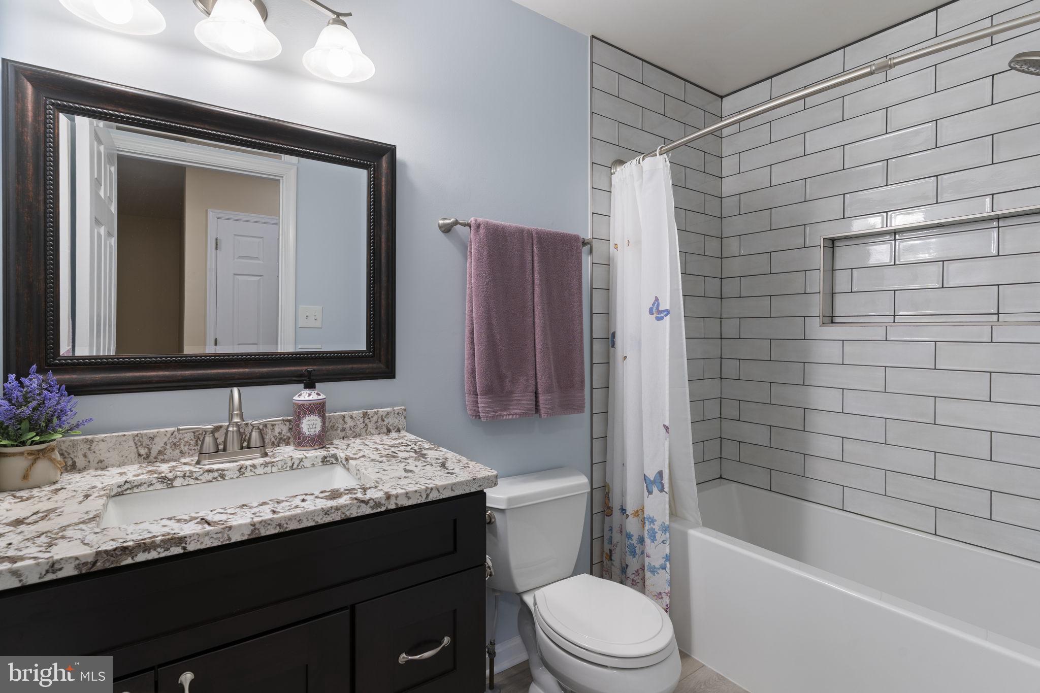 CROSS POINT - Residential