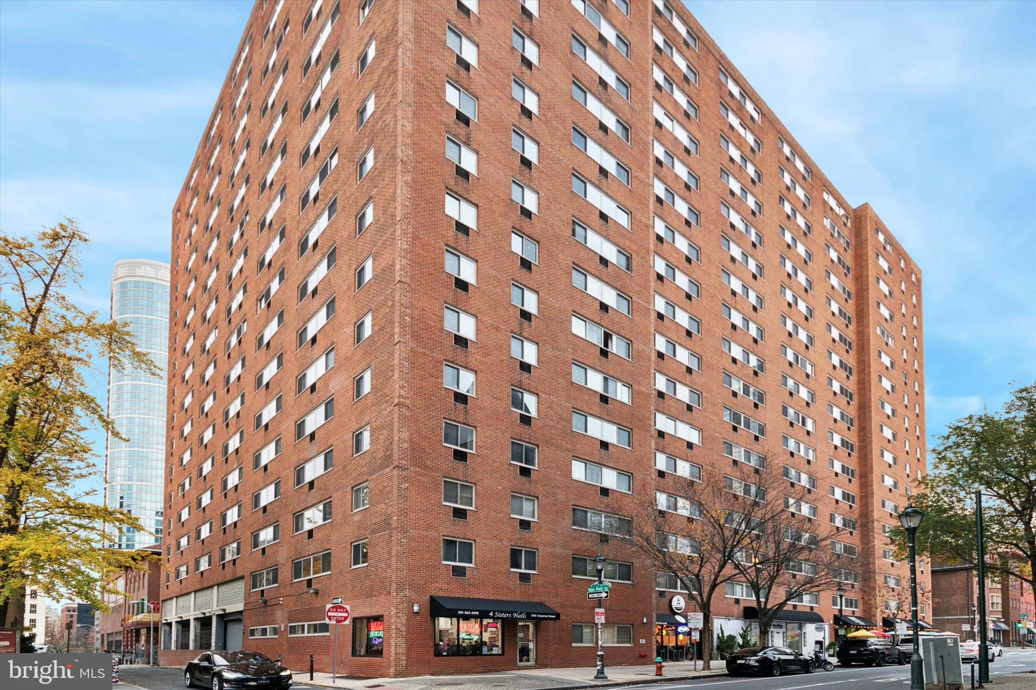 CENTER CITY - Residential Lease