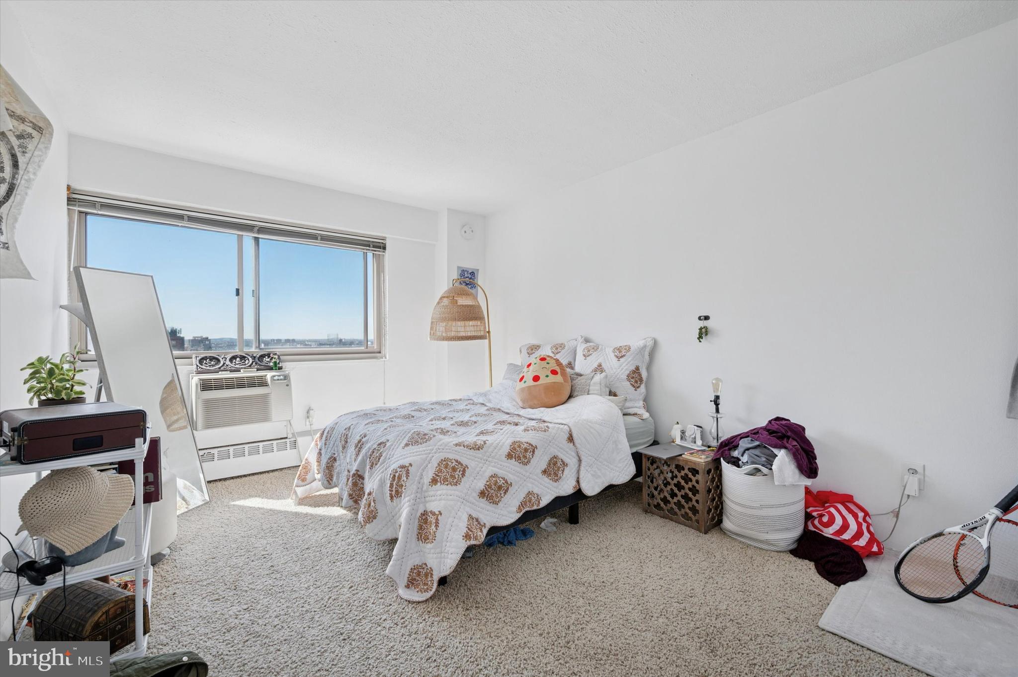 CENTER CITY - Residential Lease