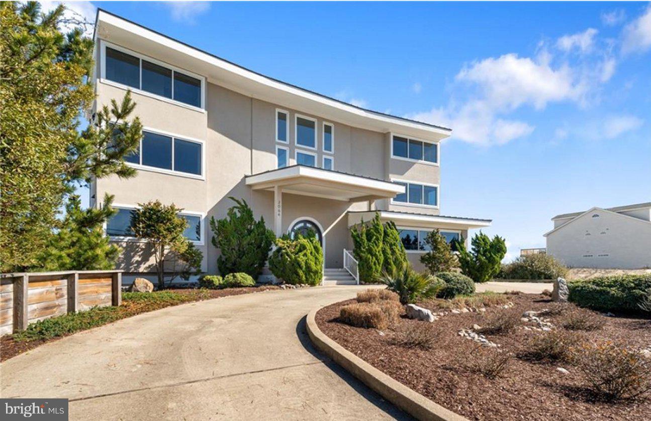 SANDBRIDGE BEACH - Residential