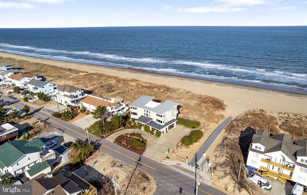 SANDBRIDGE BEACH - Residential