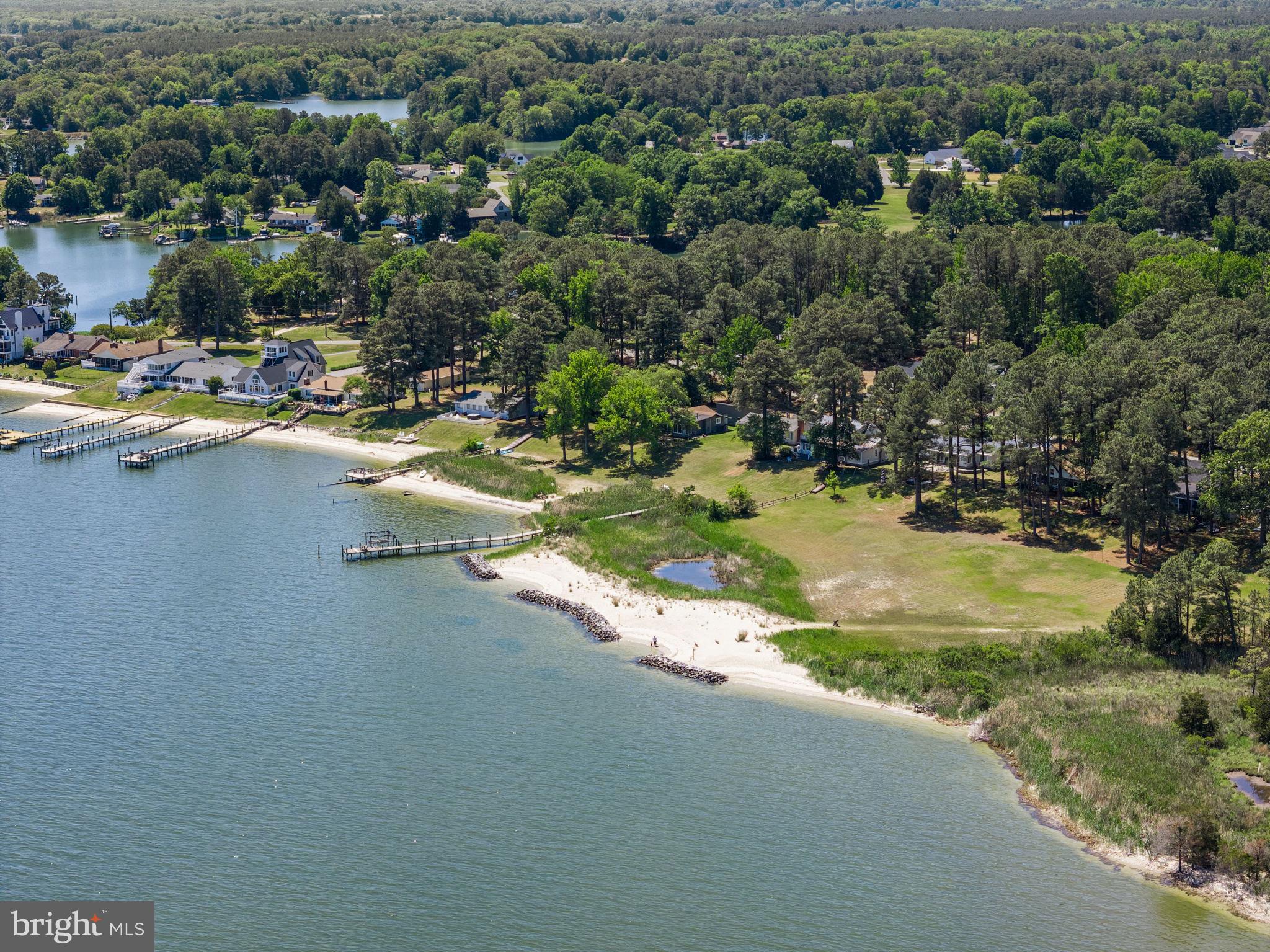 GLEBE HARBOR - Residential