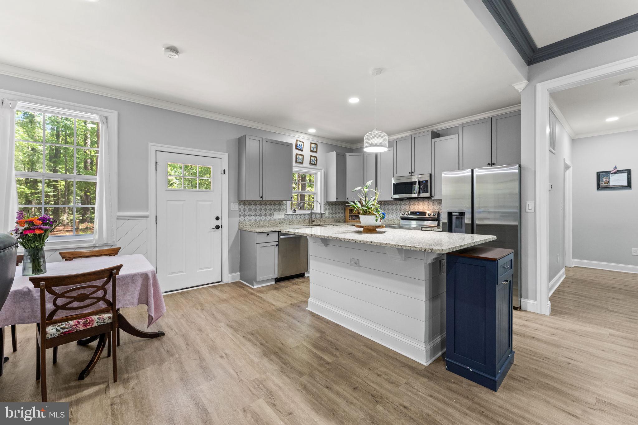 GLEBE HARBOR - Residential