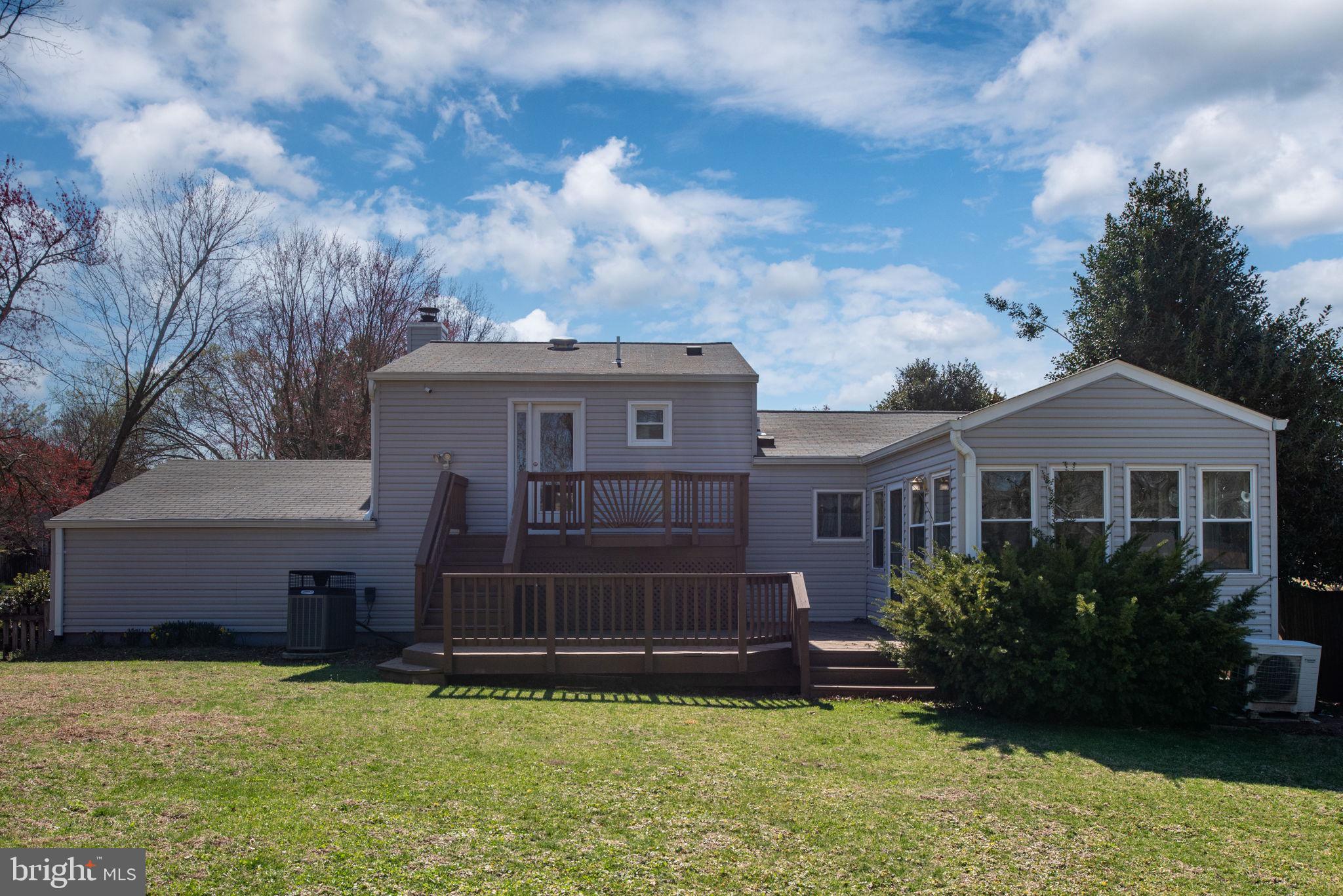 POINT OF WOODS - Residential