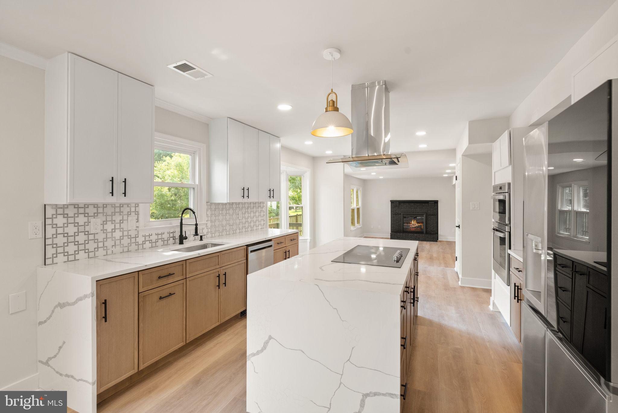POPLAR TREE WOODS - Residential