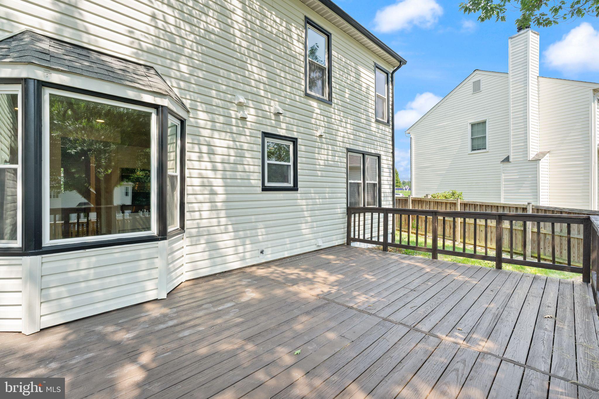 POPLAR TREE WOODS - Residential
