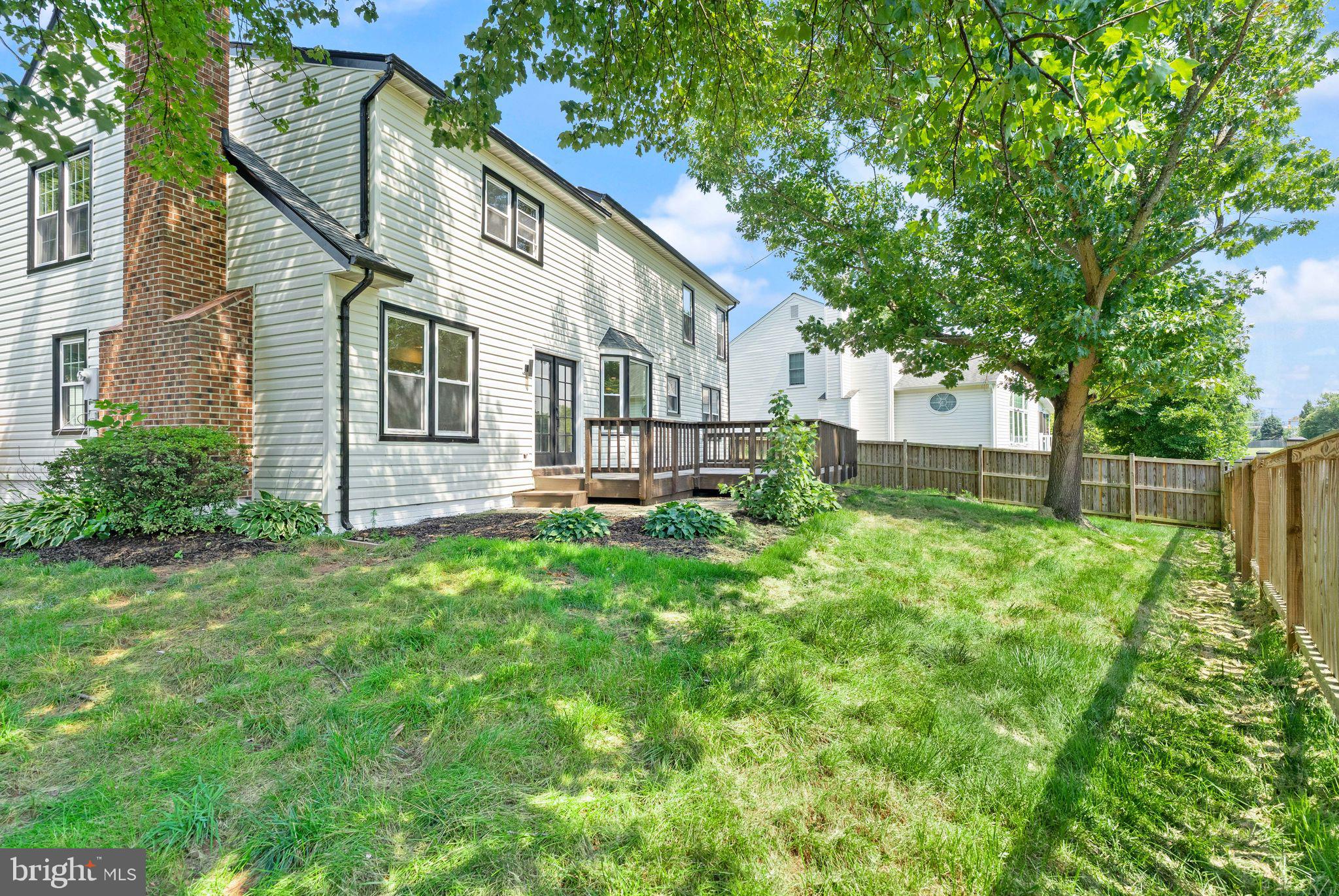 POPLAR TREE WOODS - Residential