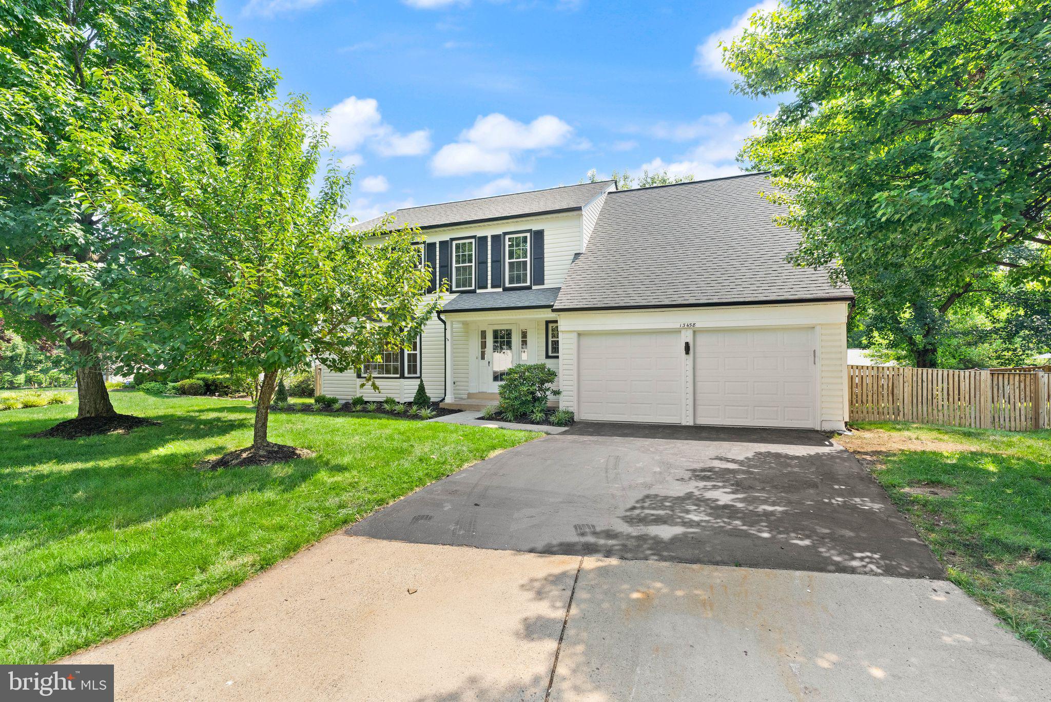 POPLAR TREE WOODS - Residential