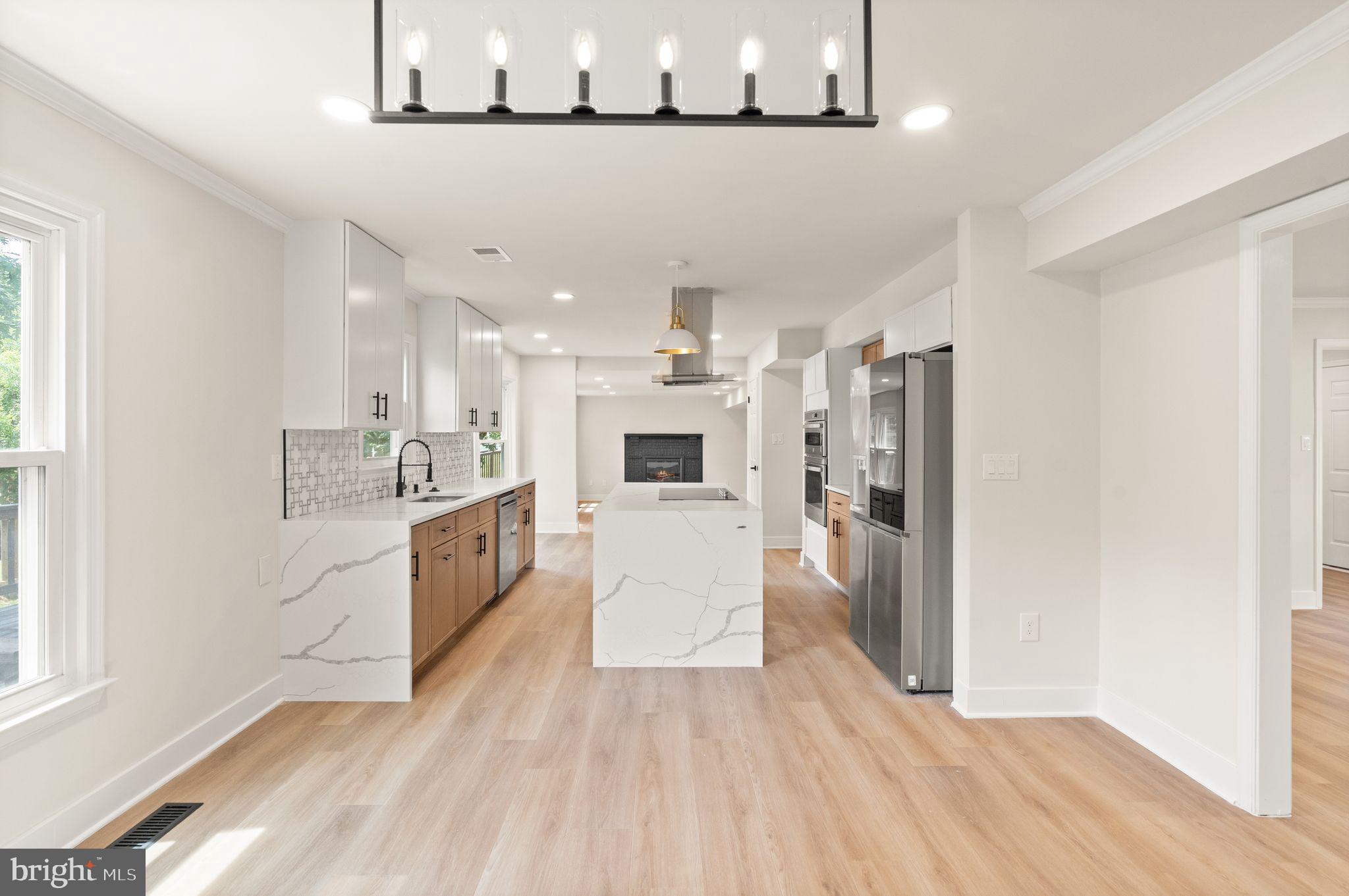POPLAR TREE WOODS - Residential