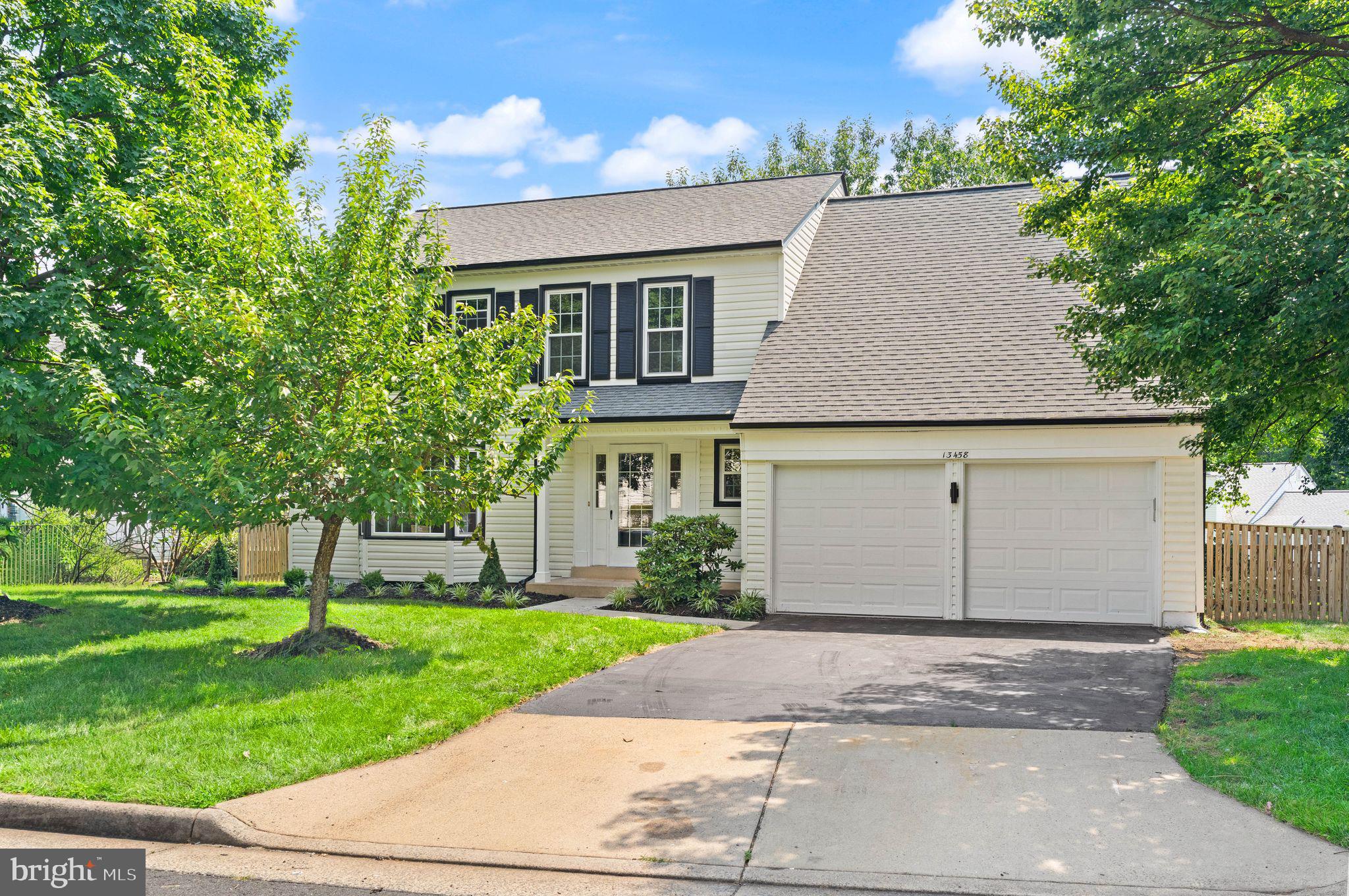 POPLAR TREE WOODS - Residential