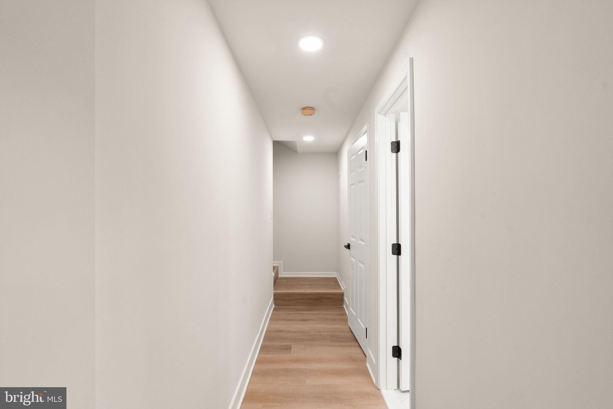POPLAR TREE WOODS - Residential