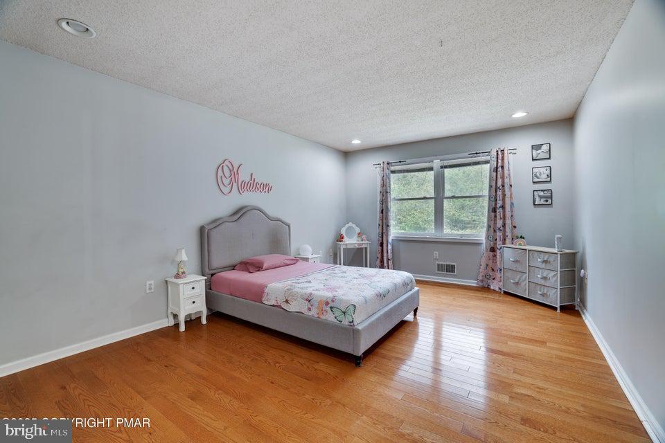 HIGH COUNTRY ESTATES - Residential