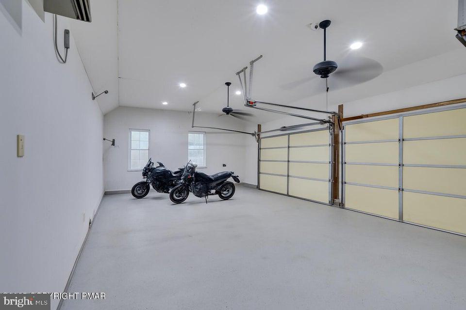 HIGH COUNTRY ESTATES - Residential