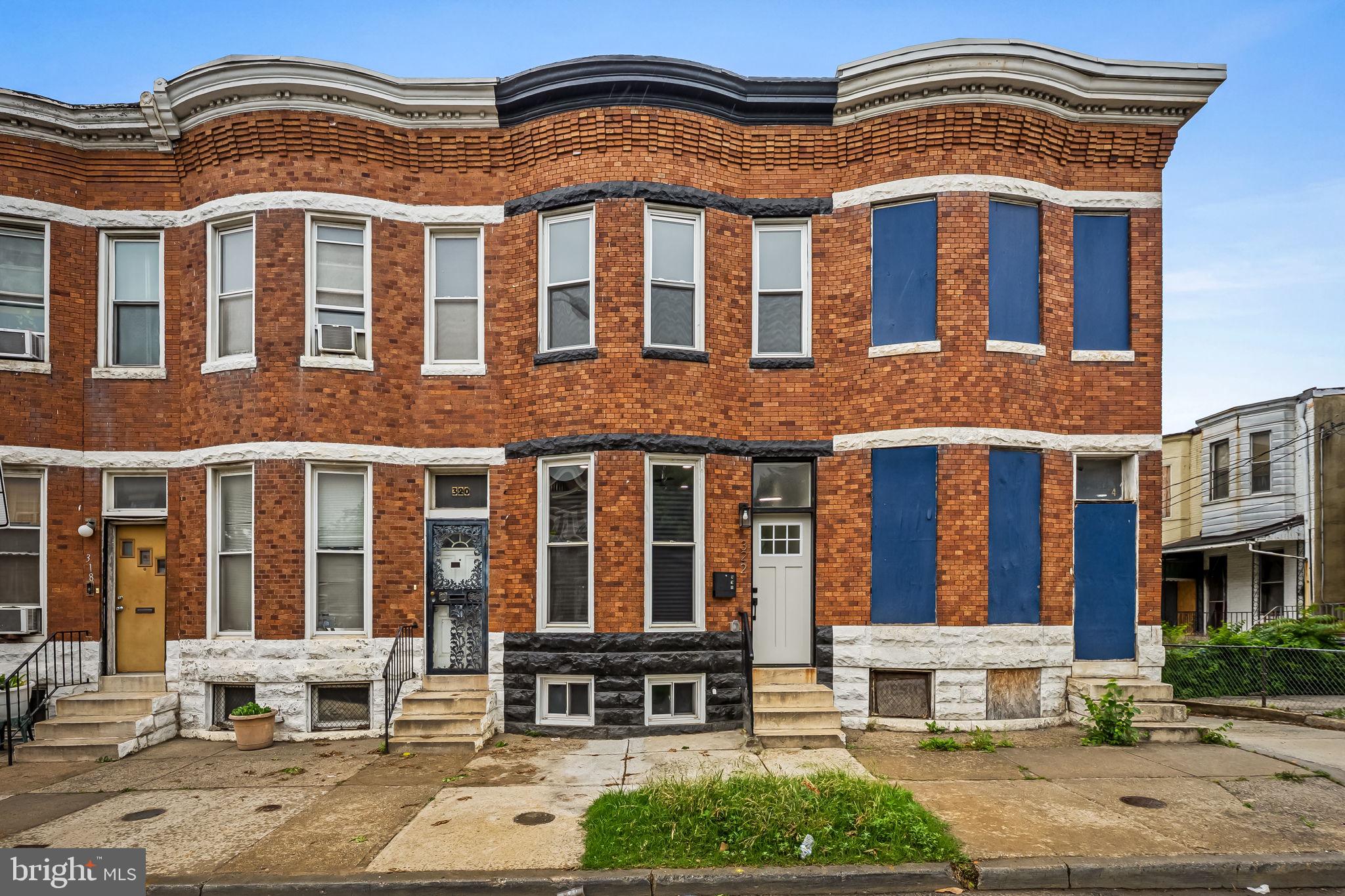 Fully renovated 3-bedroom, 2.5-bath Baltimore City rowhouse located in the Penrose community. This beautiful, updated home features an open-concept main level, luxury vinyl plank flooring, spacious living room, separate dining room, and an updated spacious kitchen with gas cooking and new appliances and a half bath on the main level. Outdoor features include a deck off the rear of the home, a fenced in backyard, street parking as well as a parking lot in the rear of the home for extra parking. The home is modern, gives a luxury comfort, and is move in ready. Close to public transit hub and near downtown for all your entertainment in this great city of Baltimore.