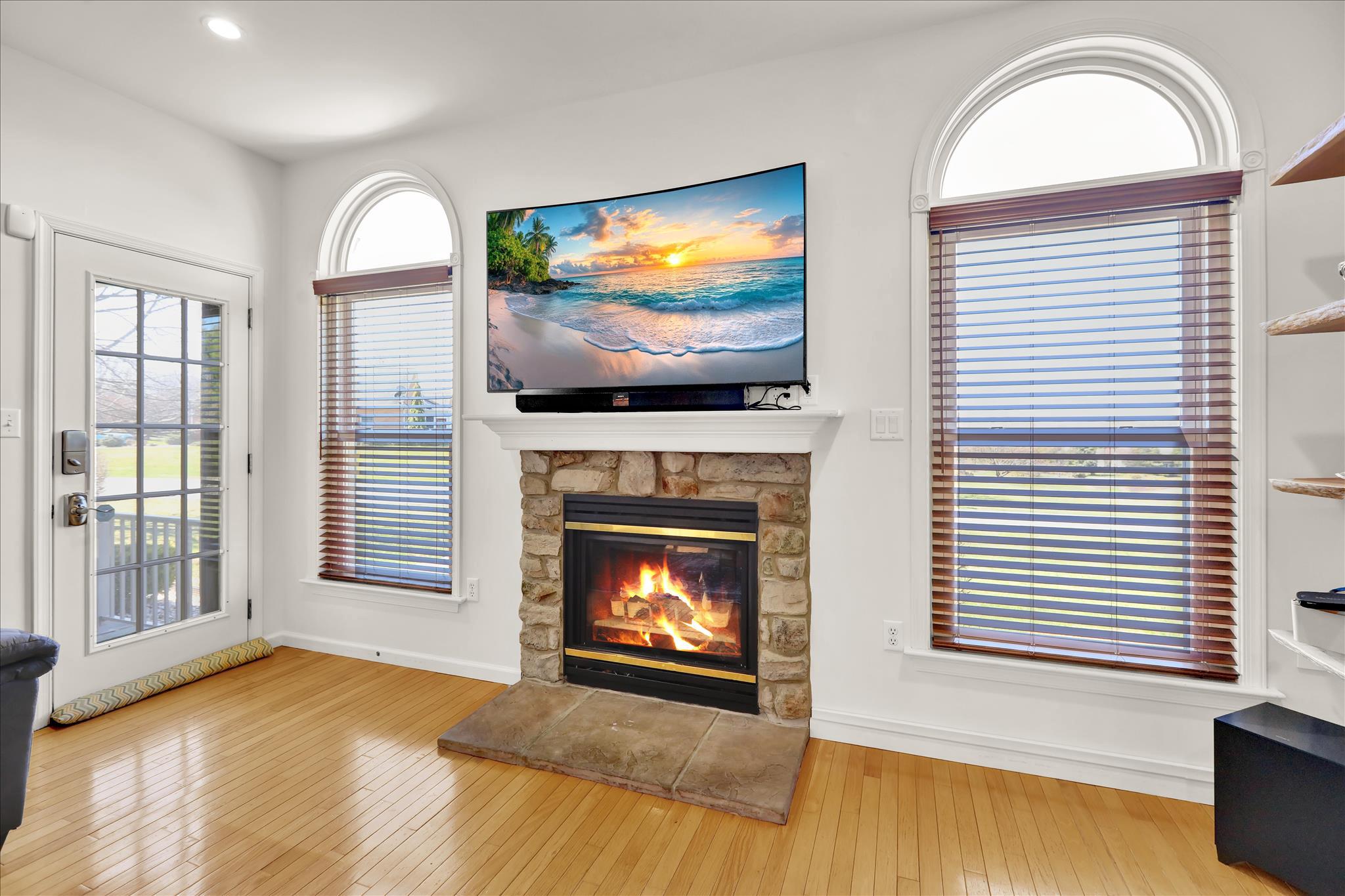 CREEKSIDE ESTATES - Residential
