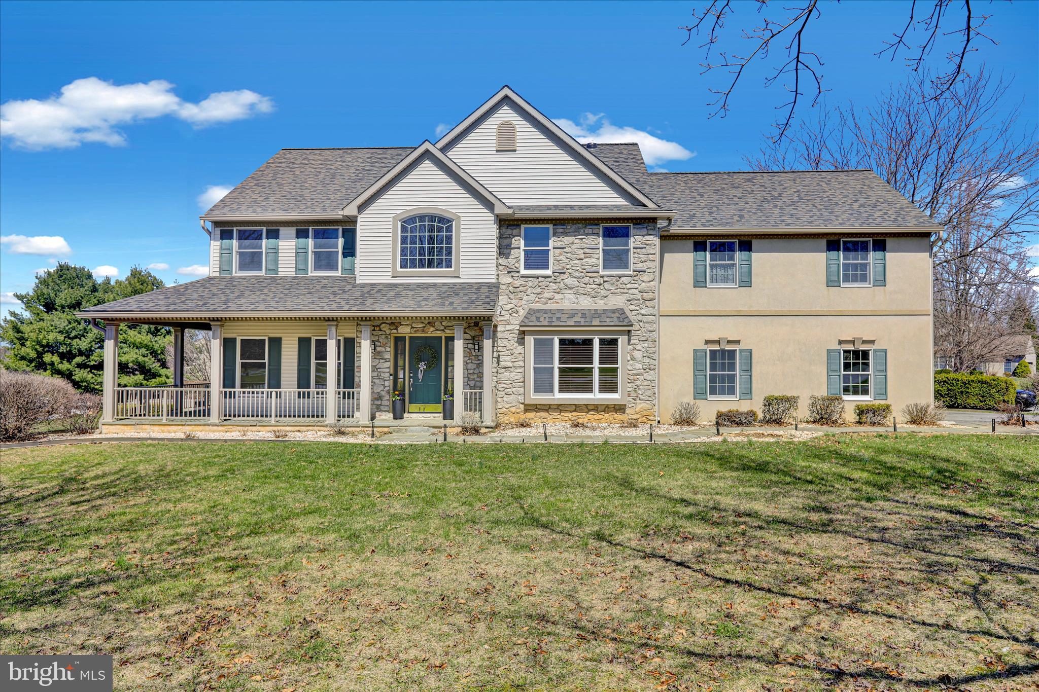 CREEKSIDE ESTATES - Residential