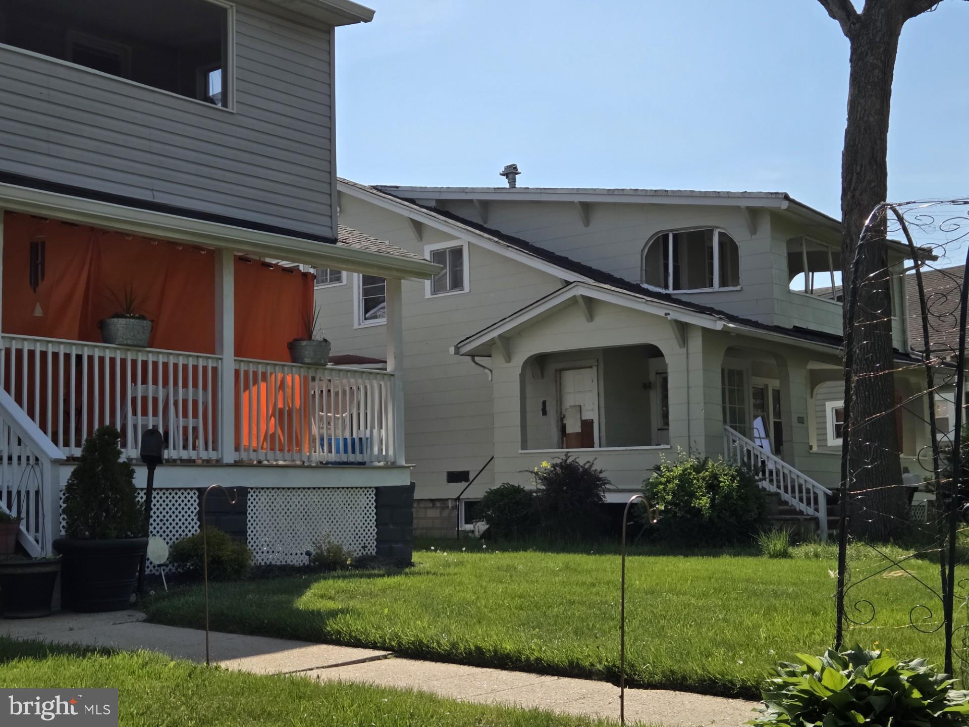 WINDSOR HILLS - Residential